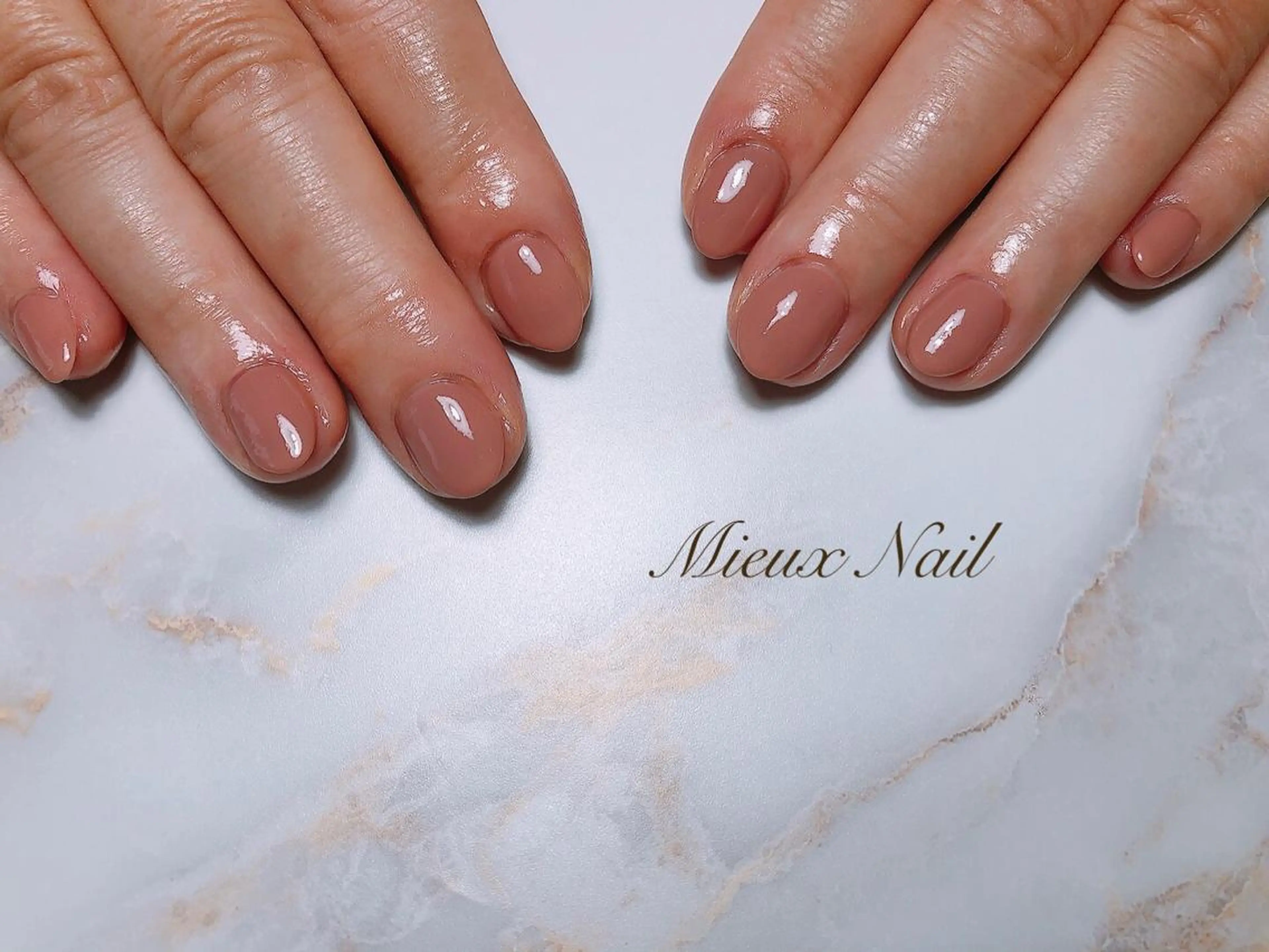 ネイル オフィスネイル ワンカラーネイル シンプルネイル 市川 麻衣子のネイルデザイン