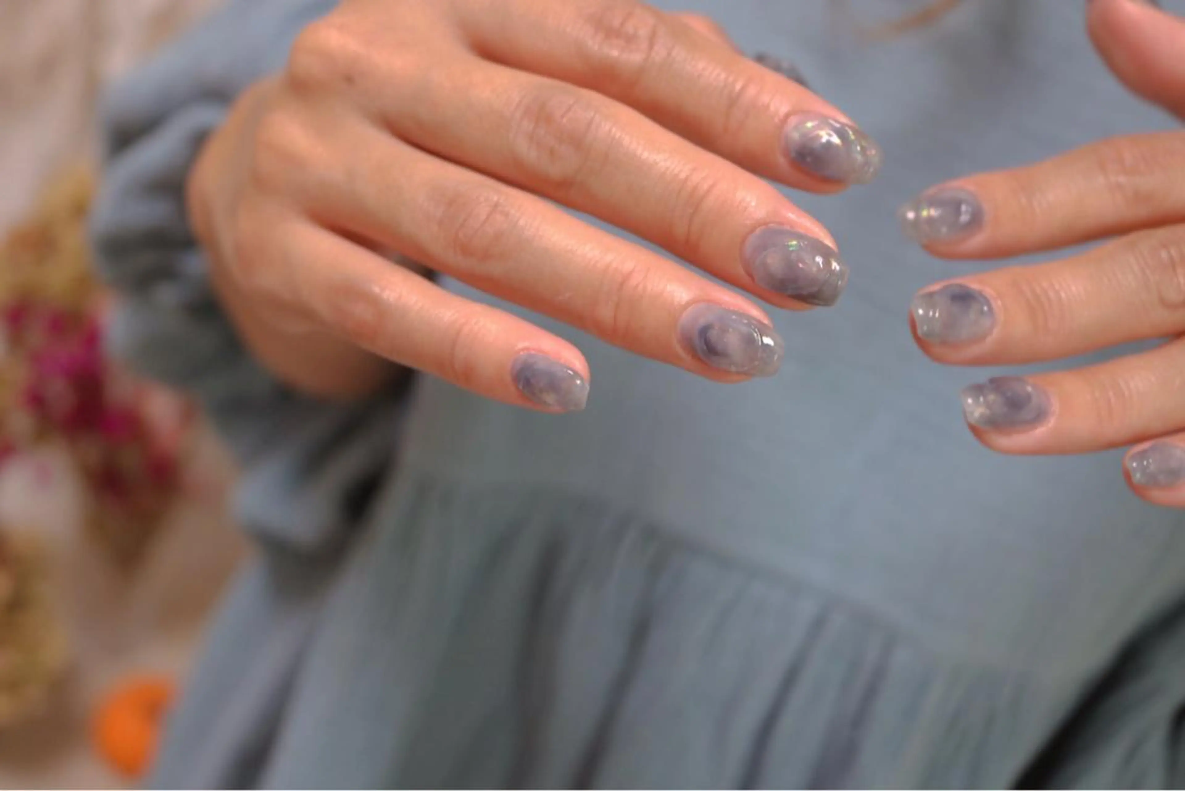 ネイル オーロラネイル カジュアル 長さ出し ジェルネイル 韓国ネイル ハンドネイル MH Nailのネイルデザイン