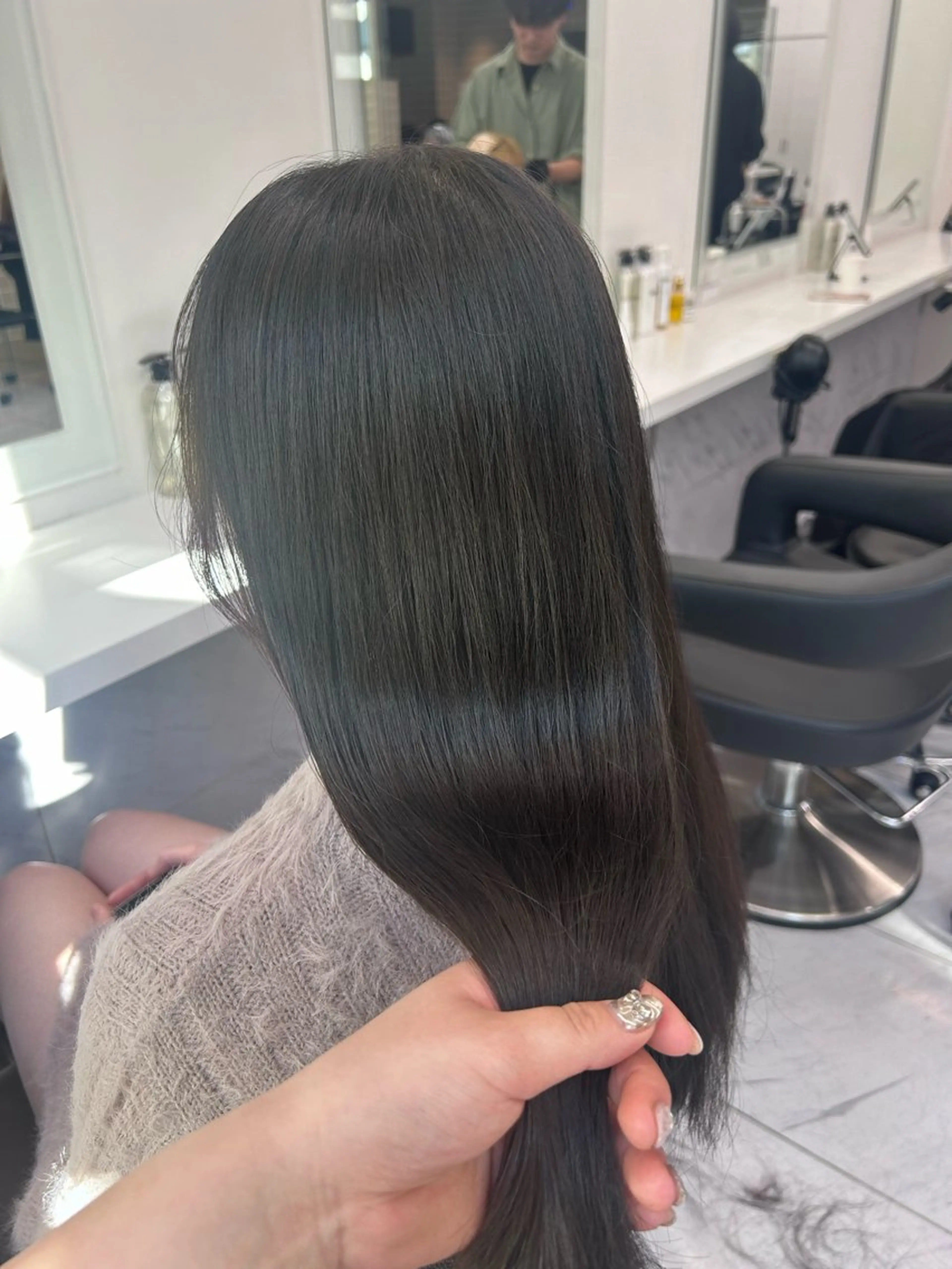 ロング カラー パーマ ヘアアレンジ メンズ キッズ ブリーチなしカラー/ ブラウン/レイヤーのヘアスタイル