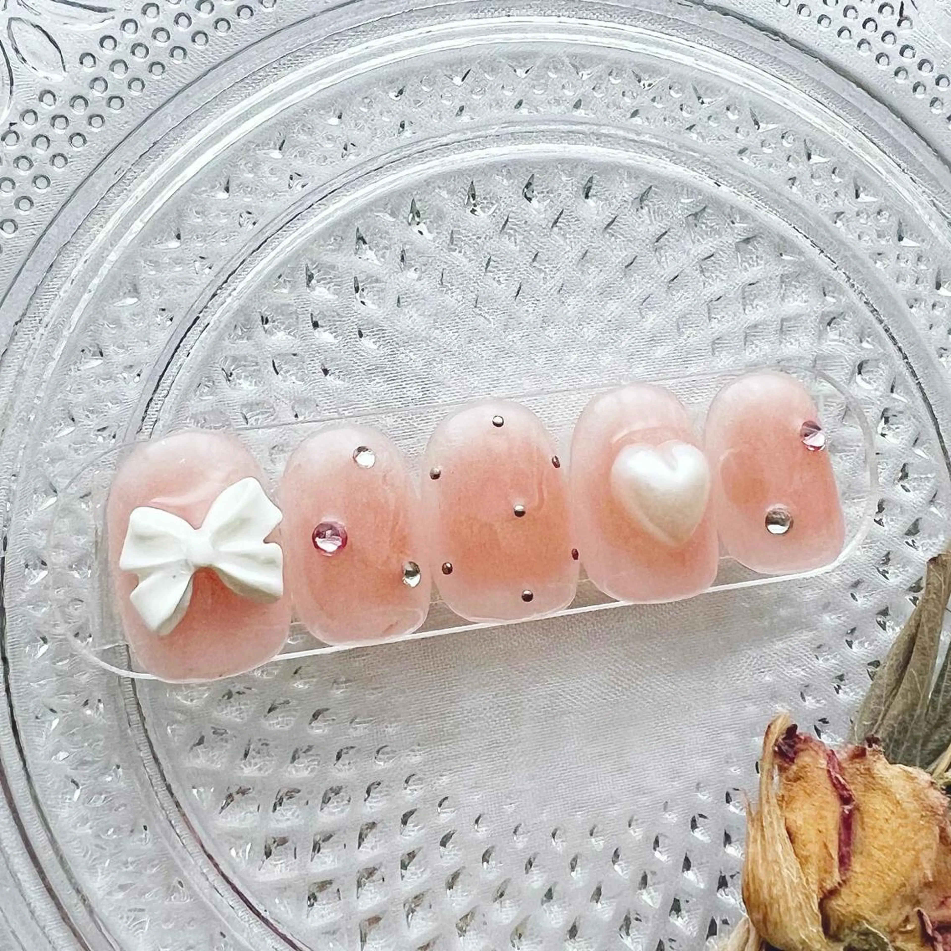 ネイル チークネイル ニュアンスネイル ワンホンネイル peaberry nailのネイルデザイン