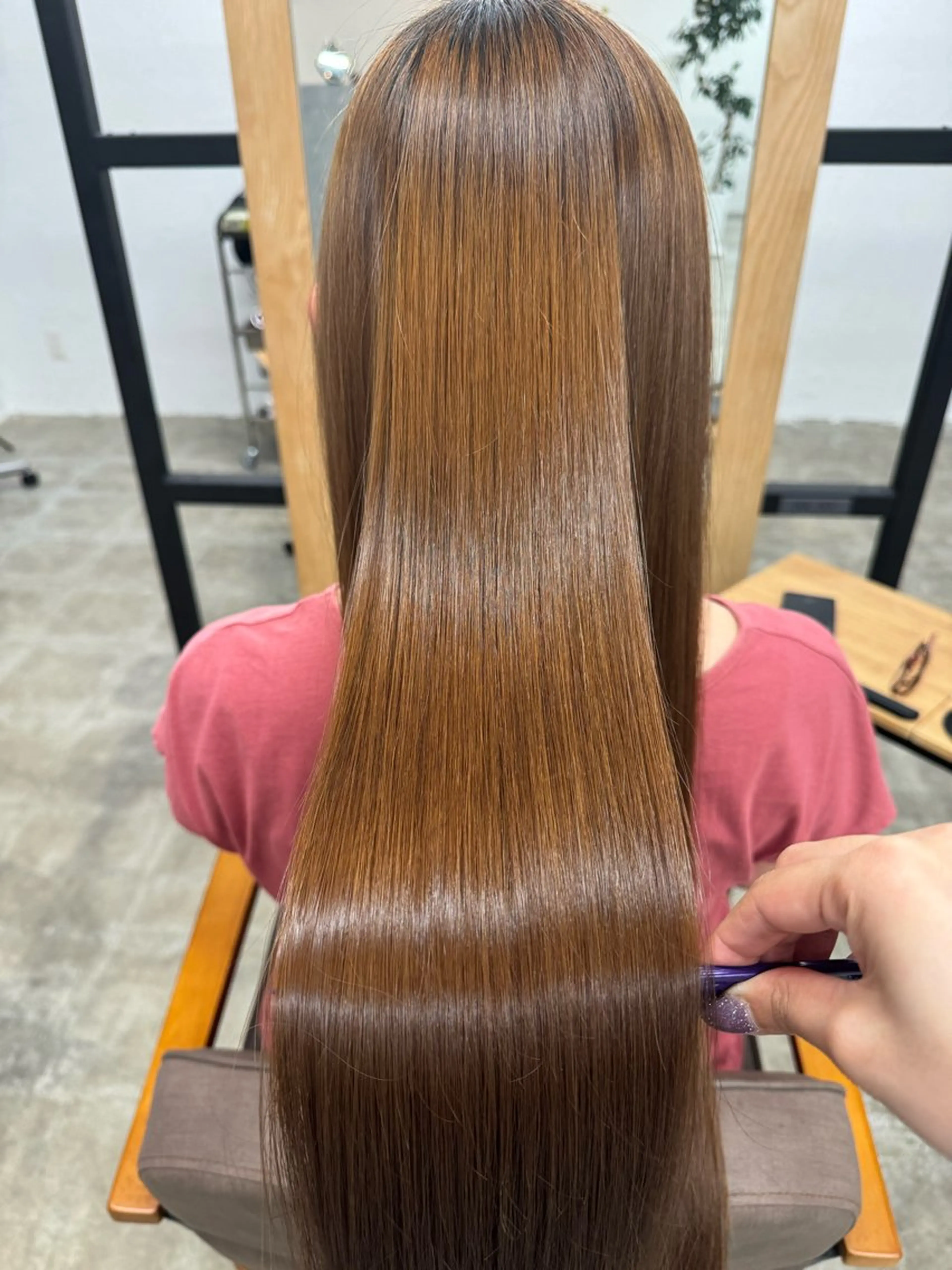 【💈当日予約限定💈】 おすすめ❕　　　　　　　　　　　　　　　　　　　　ULTOWAトリートメント+カラーの写真