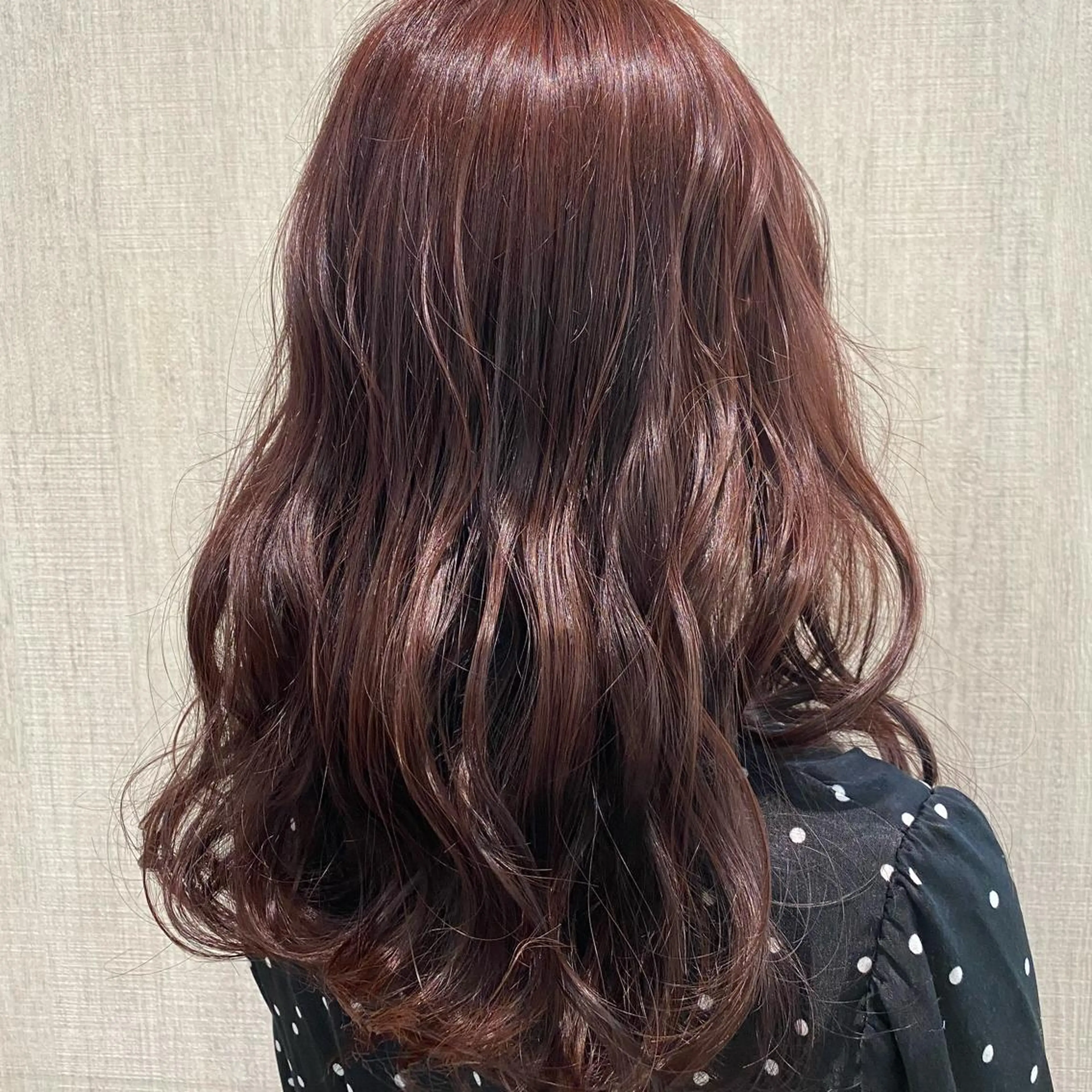 ミディアム カラー ヘアカラー トリートメント 🫧透け感⋆艶髪💎 山口アヤカのヘアスタイル