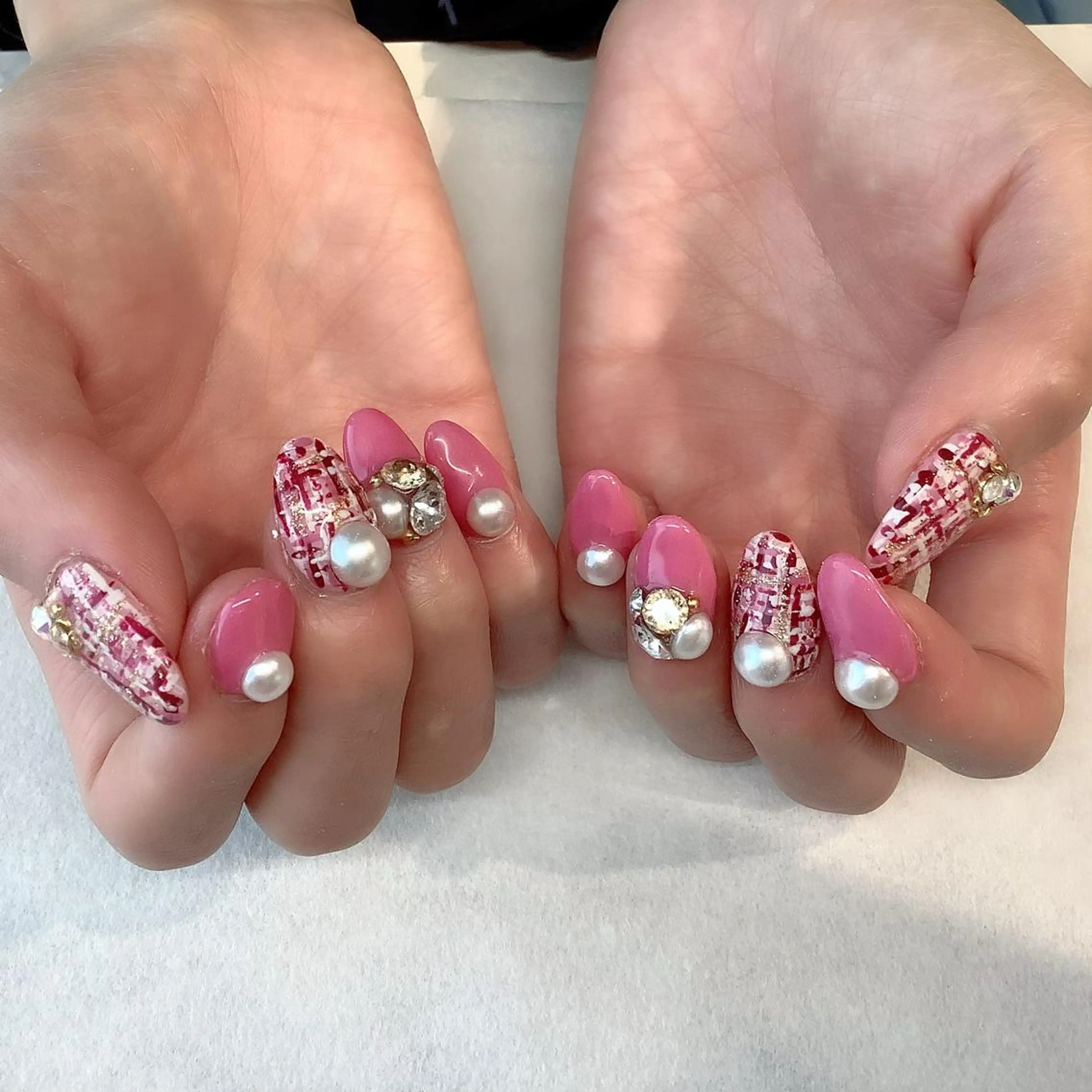 ネイル ハンドネイル 💎🐰 saki. m 🐰💎のネイルデザイン