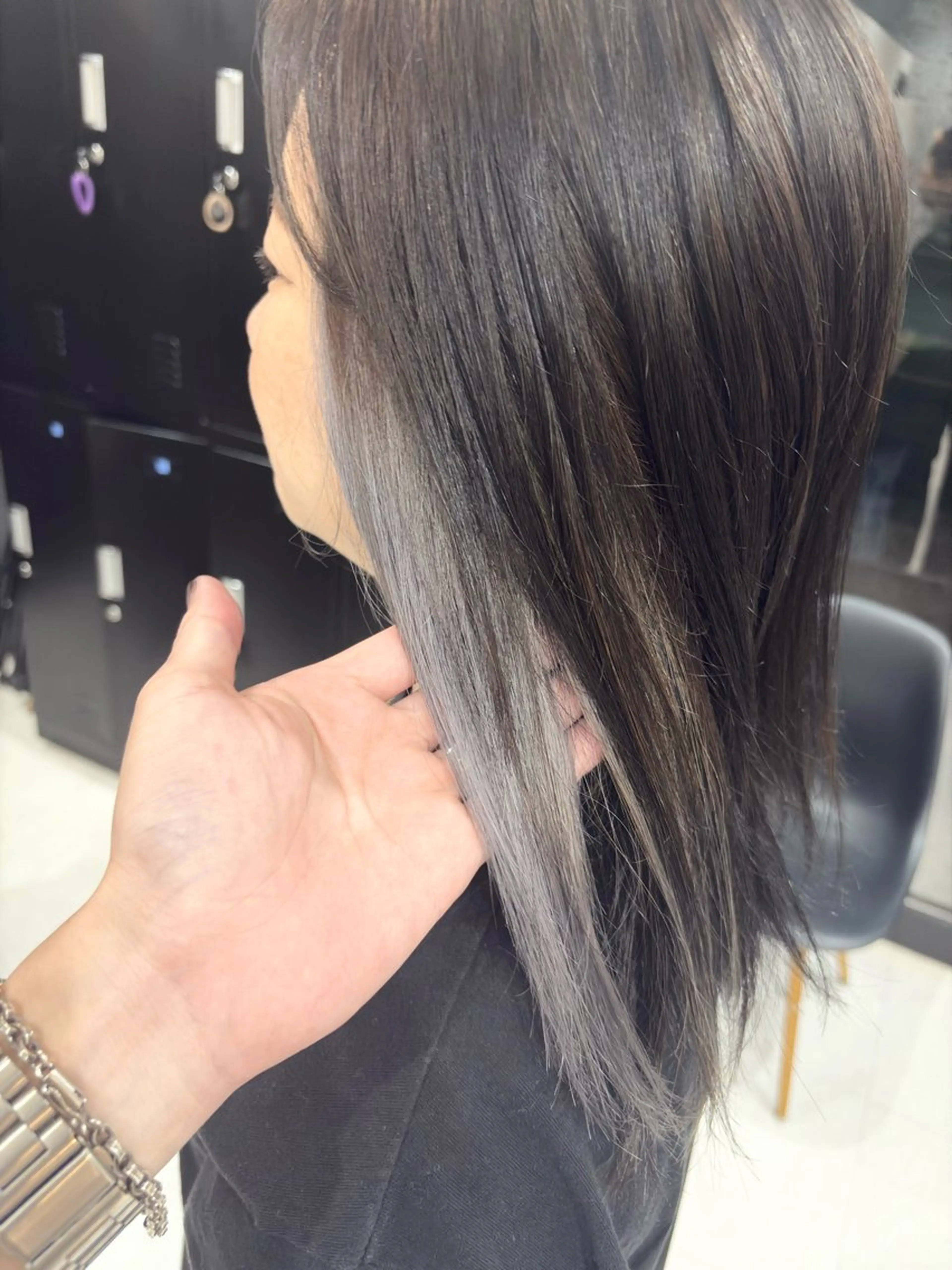 ミディアム カット ヘアカラー charm小沢 真澄のヘアスタイル