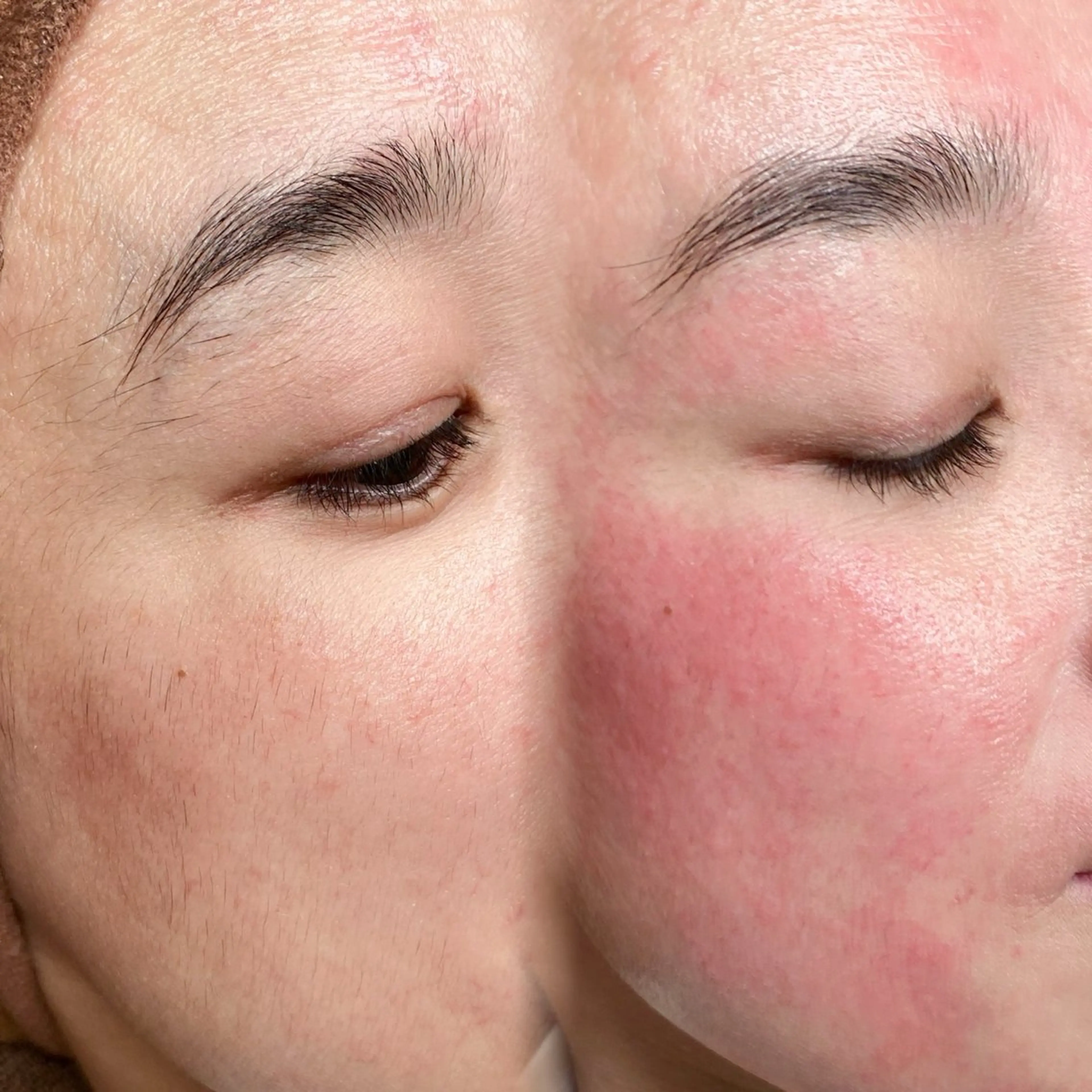 アイブロウ 脱毛 Mekukuru ミィククルの眉毛・アイブロウイメージ