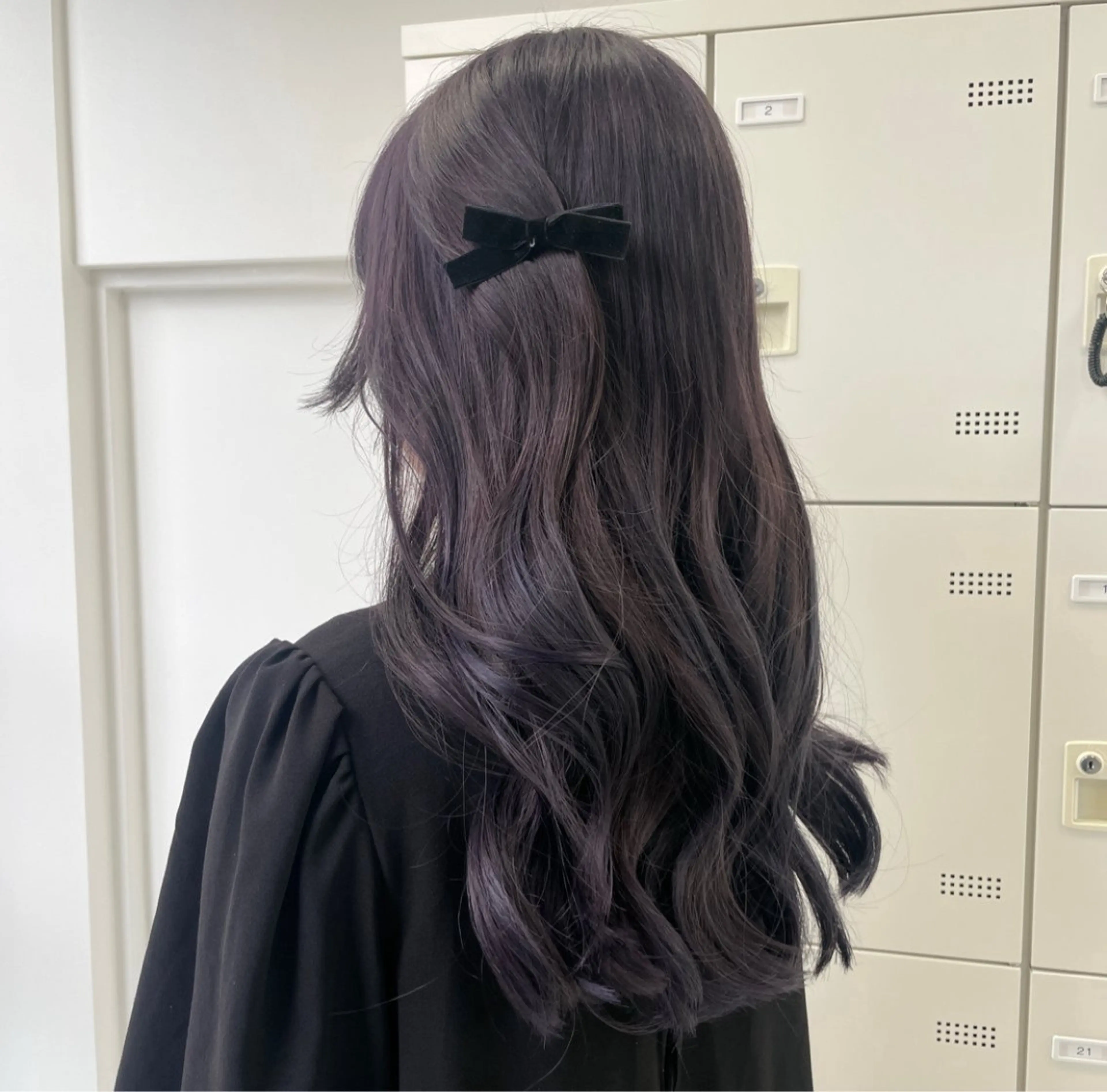 ロング 韓国ヘア/ブリーチ無 しWカラー/オリーブのヘアスタイル