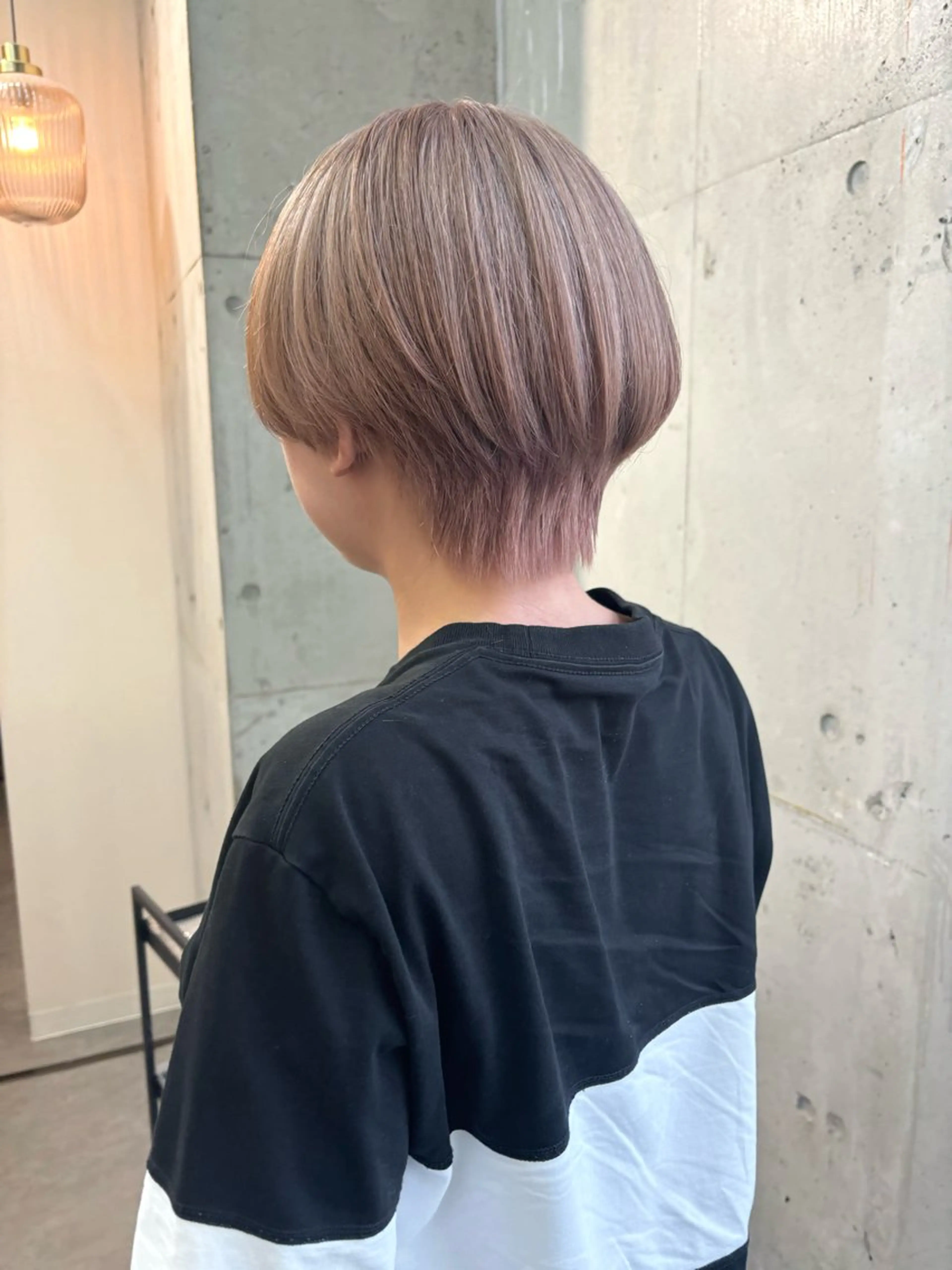 ショート ショートヘア lani hair salon所属・SHOTO ハイトー ン/デザインカラーのヘアスタイル