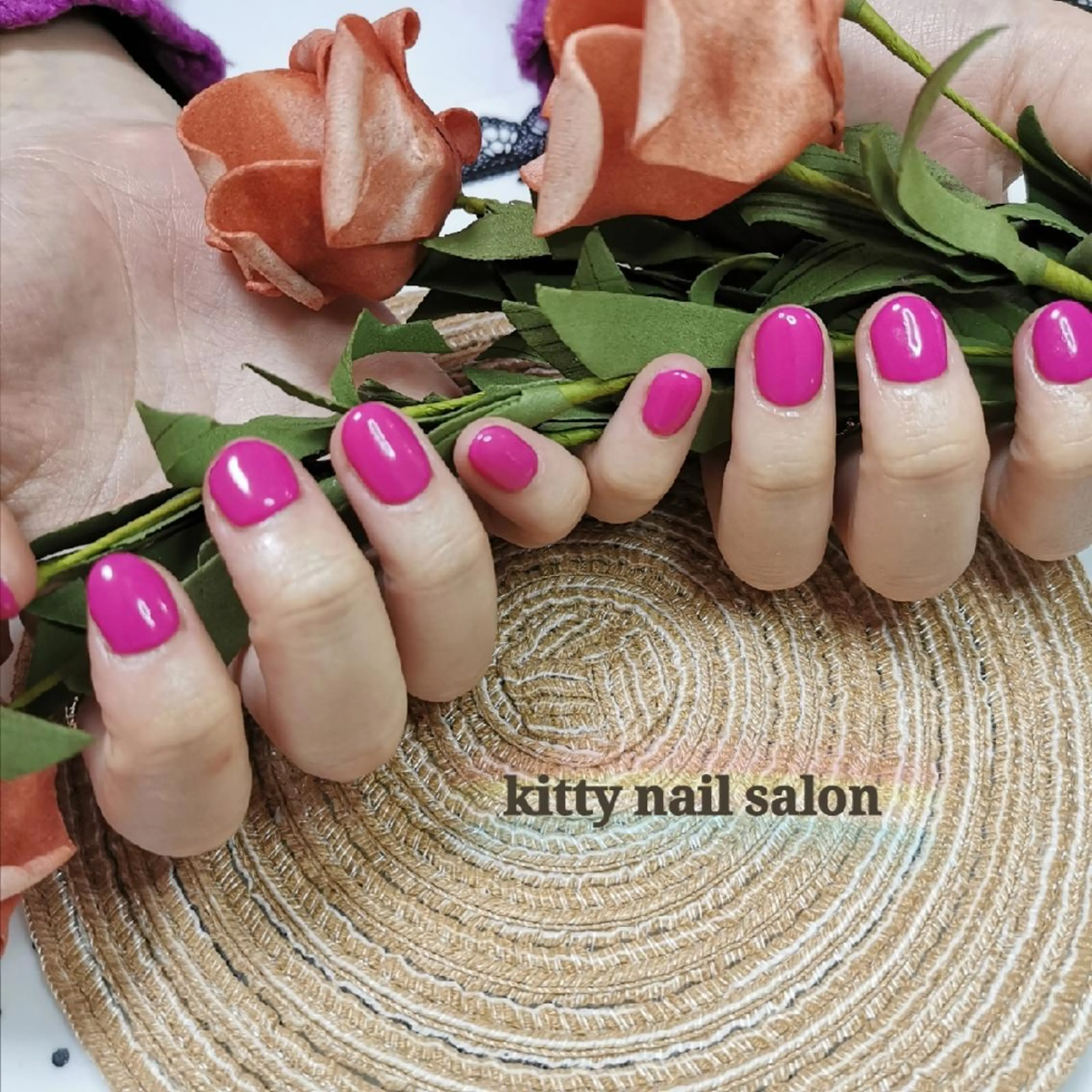 ネイル ワンカラーネイル ストーンネイル kitty nail salonのネイルデザイン