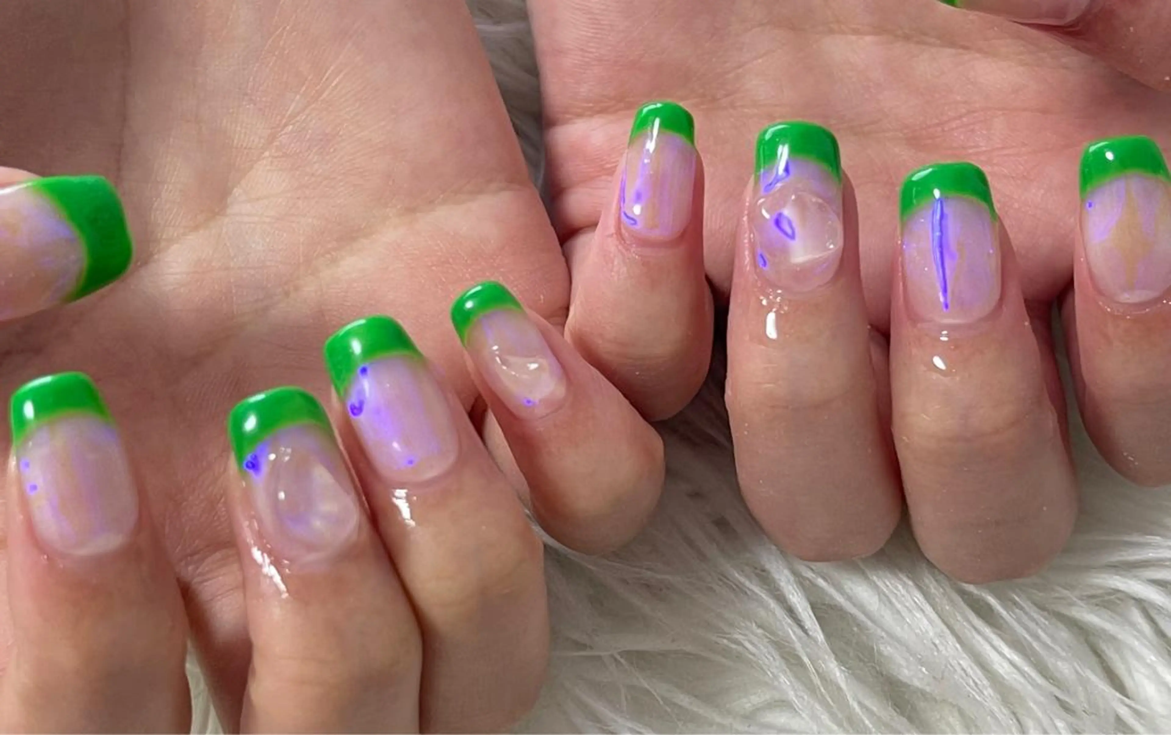 ネイル 氷ネイル・うるうるネイル celica所属・松田 由真のネイルデザイン