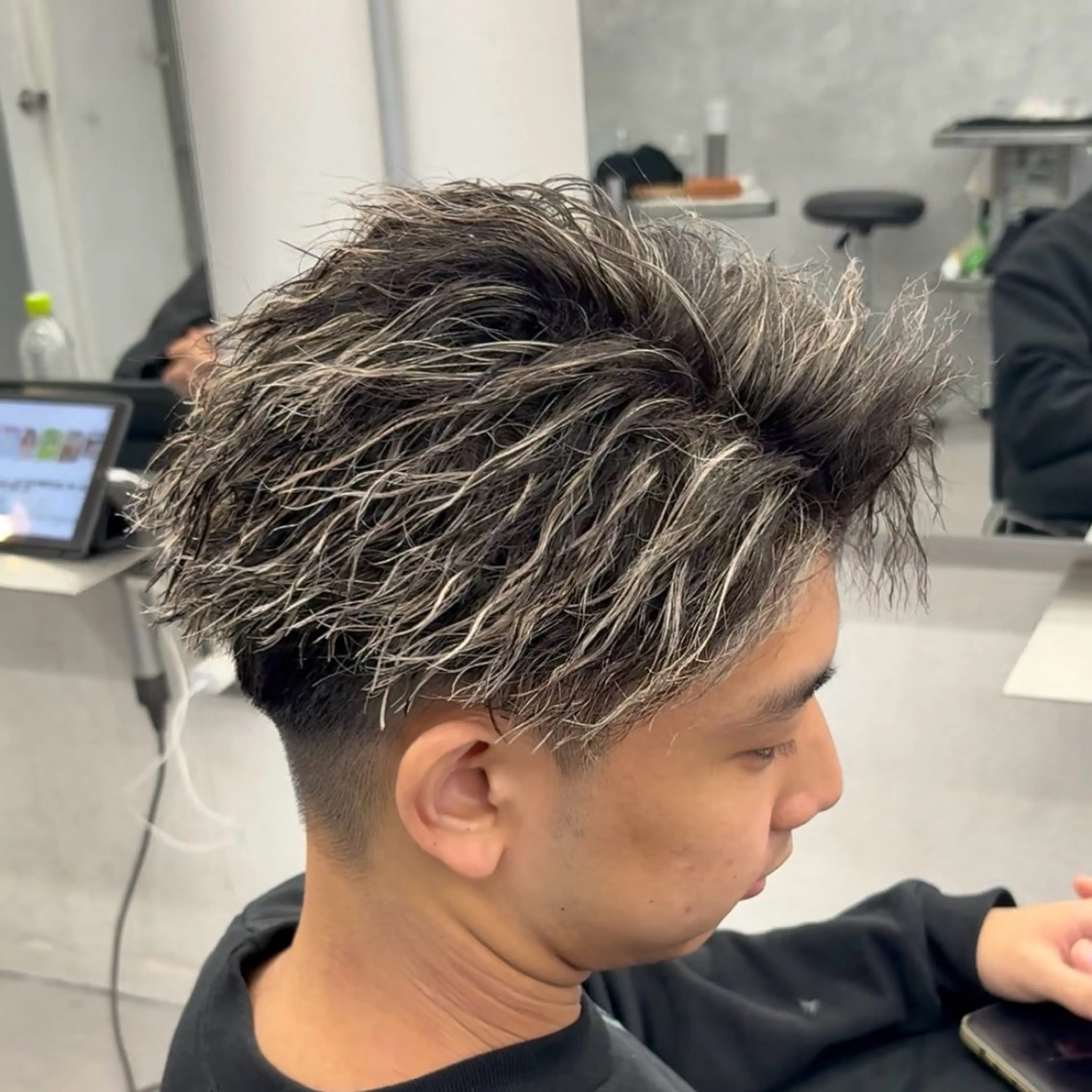 カラー パーマ メンズ 💋ホワイトメッシュ /パーマ/メンズ💋のヘアスタイル