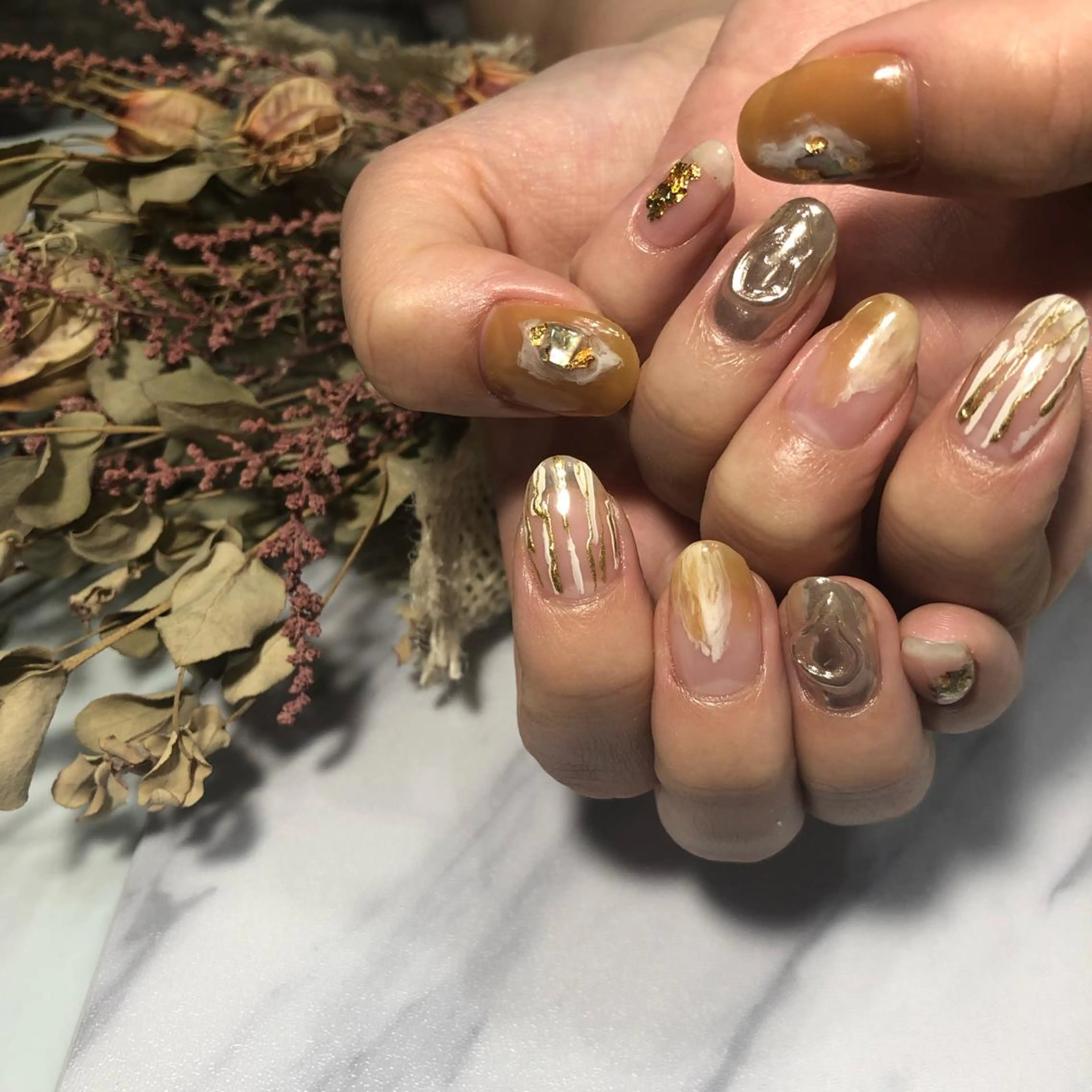 ネイル ニュアンスネイル エレン 南越谷のネイルデザイン