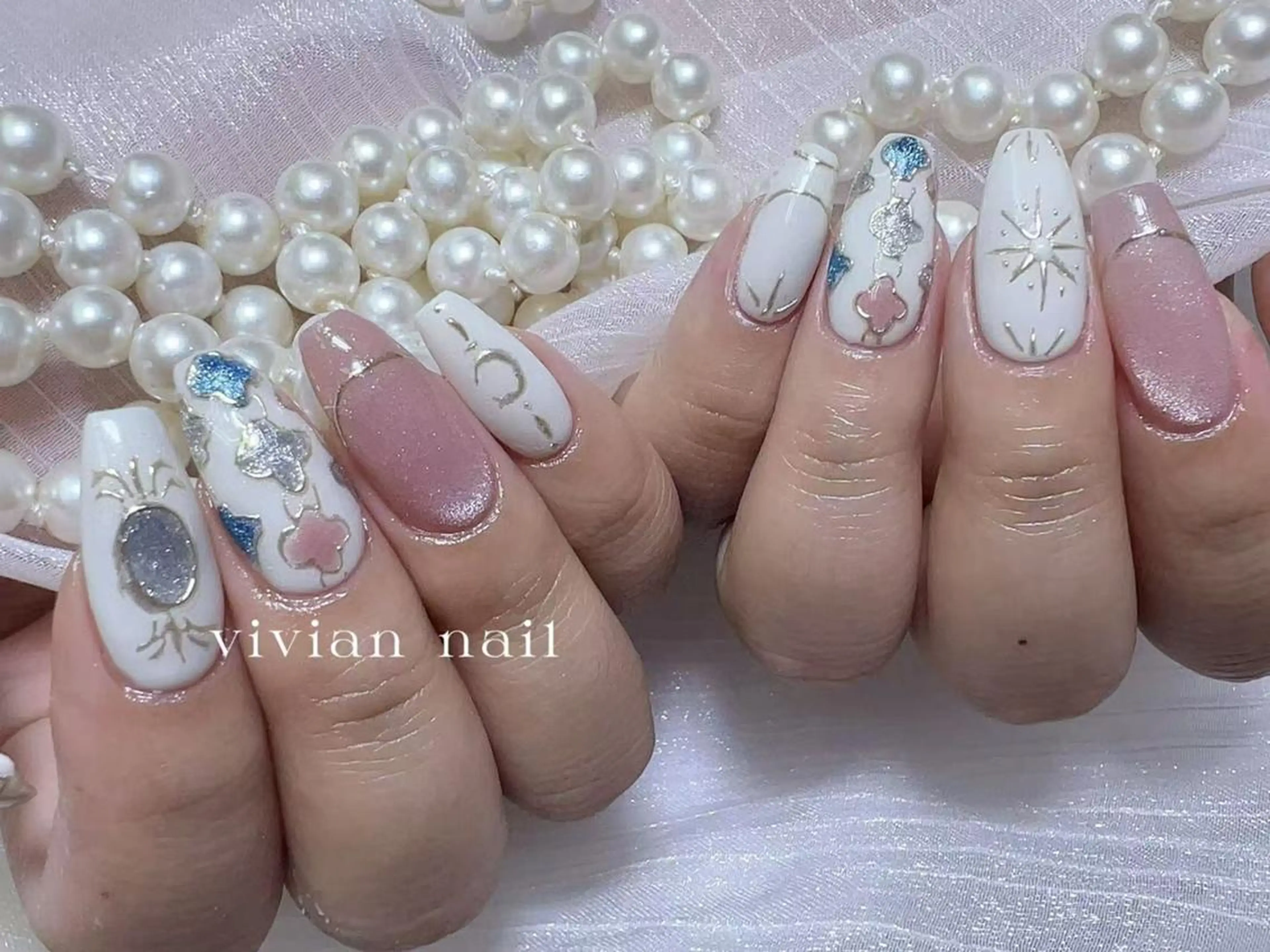 ネイル VIVIAN リサのネイルデザイン