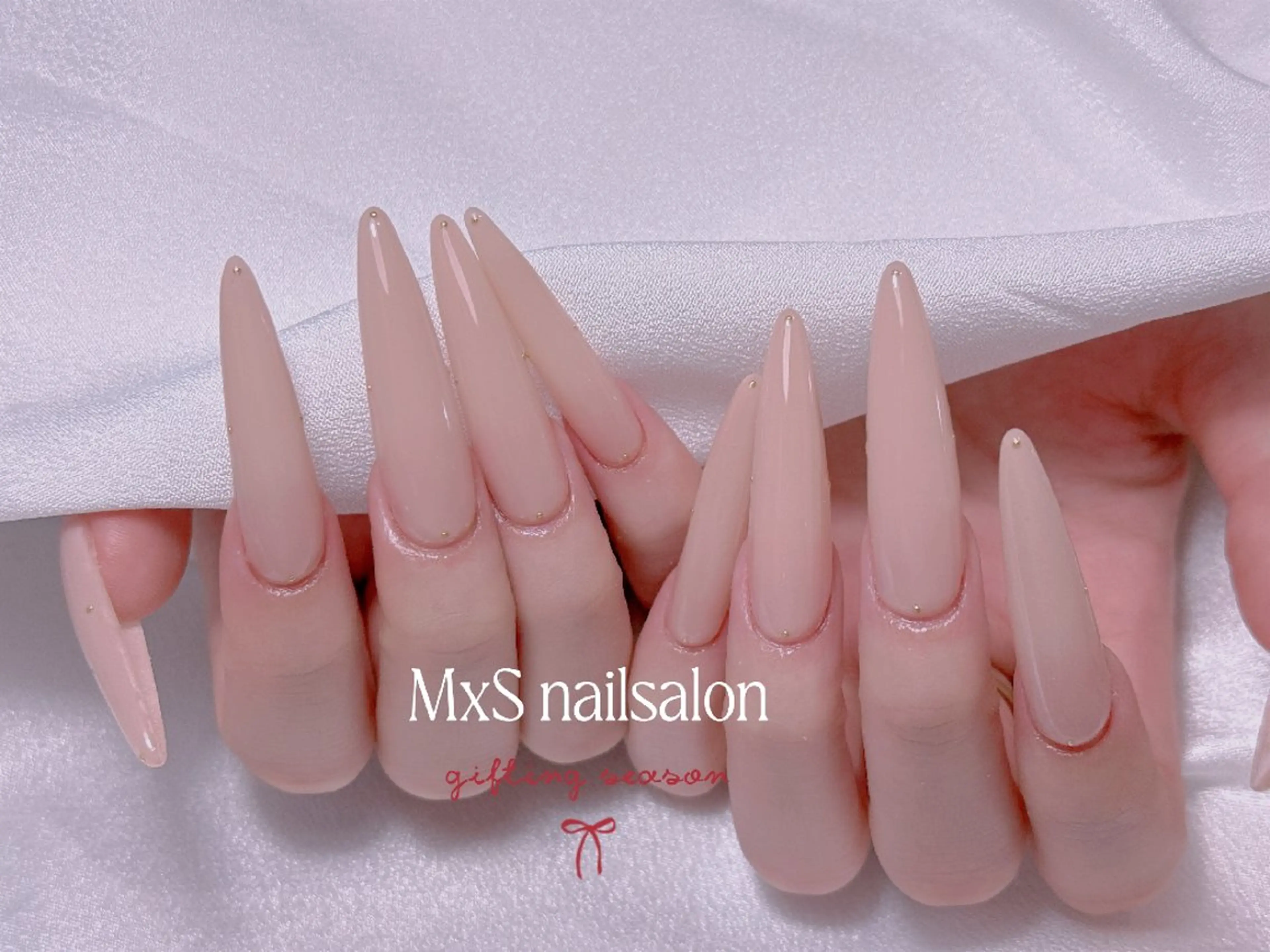 ネイル ロングネイル ネイルチップ ハンドネイル ハンドケア MxS Nail(長さだし/フィルイン/マグネット/韓国ネイル/ワンホンネイル/ワンカラー)所属・MxS リィリィのネイルデザイン