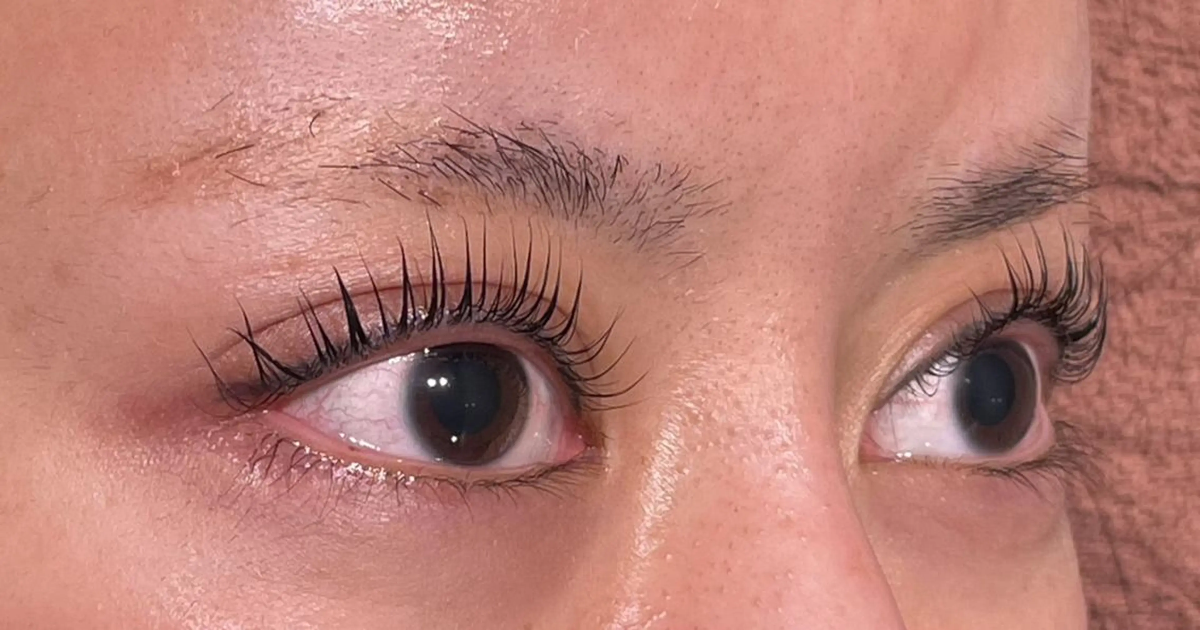 マツエク・マツパ アティリー 西梅田のヘアスタイル