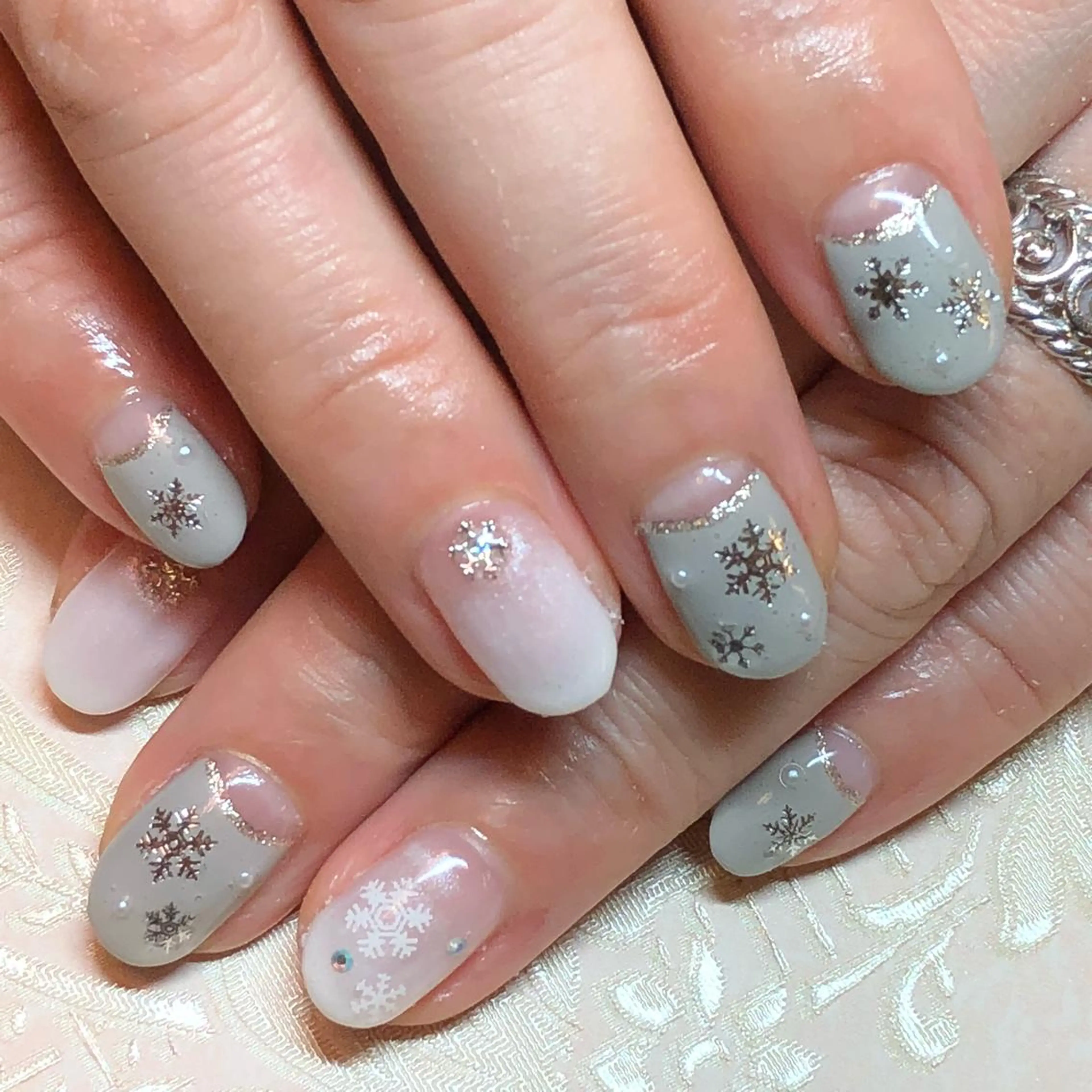 ネイル 冬ネイル KIREIE NAILSのネイルデザイン