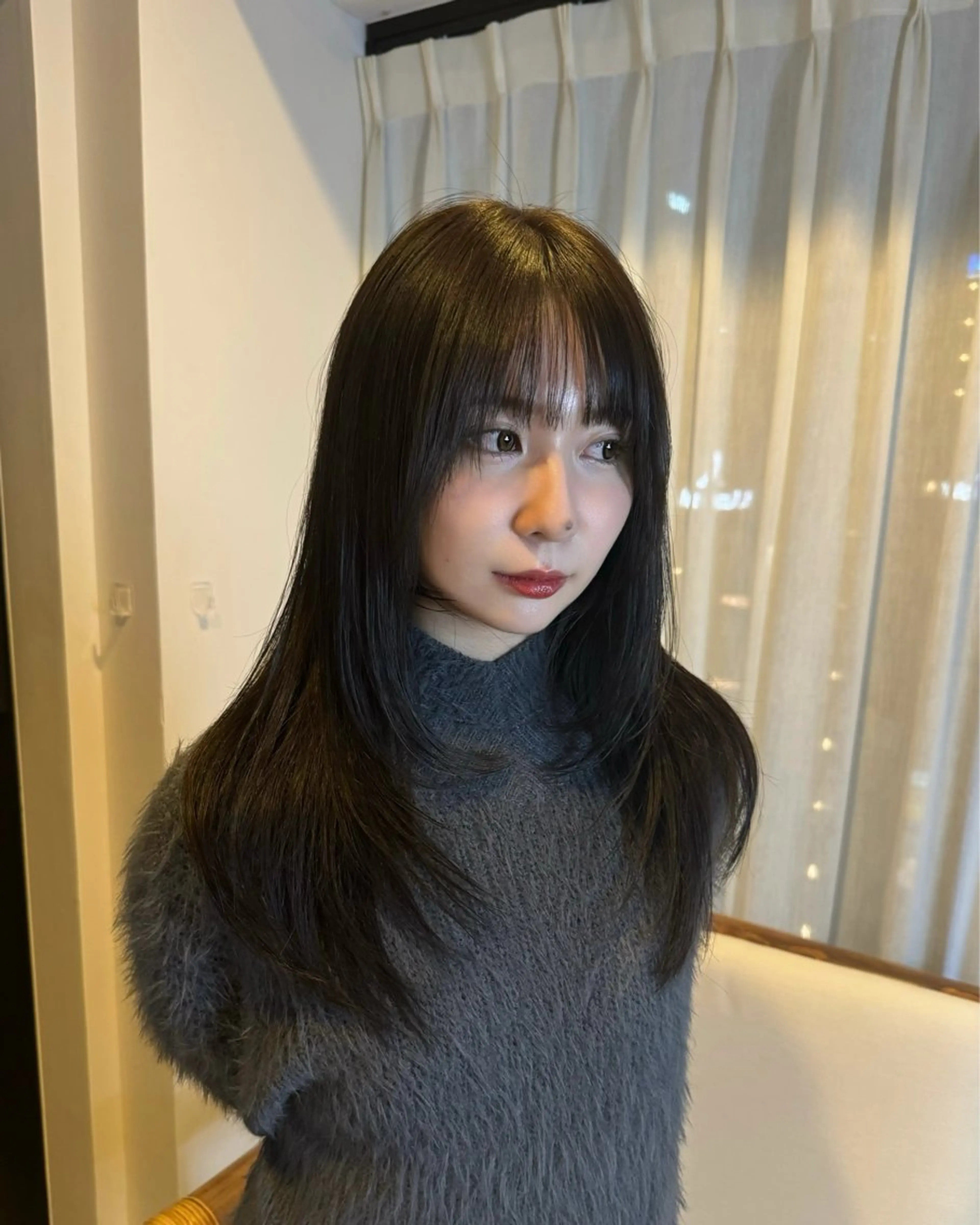 ロング カラー アッシュ アッシュグレー アッシュグレージュ グレージュ レイヤーカット カット Bonheur銀座 /前田 栞九郎のヘアスタイル