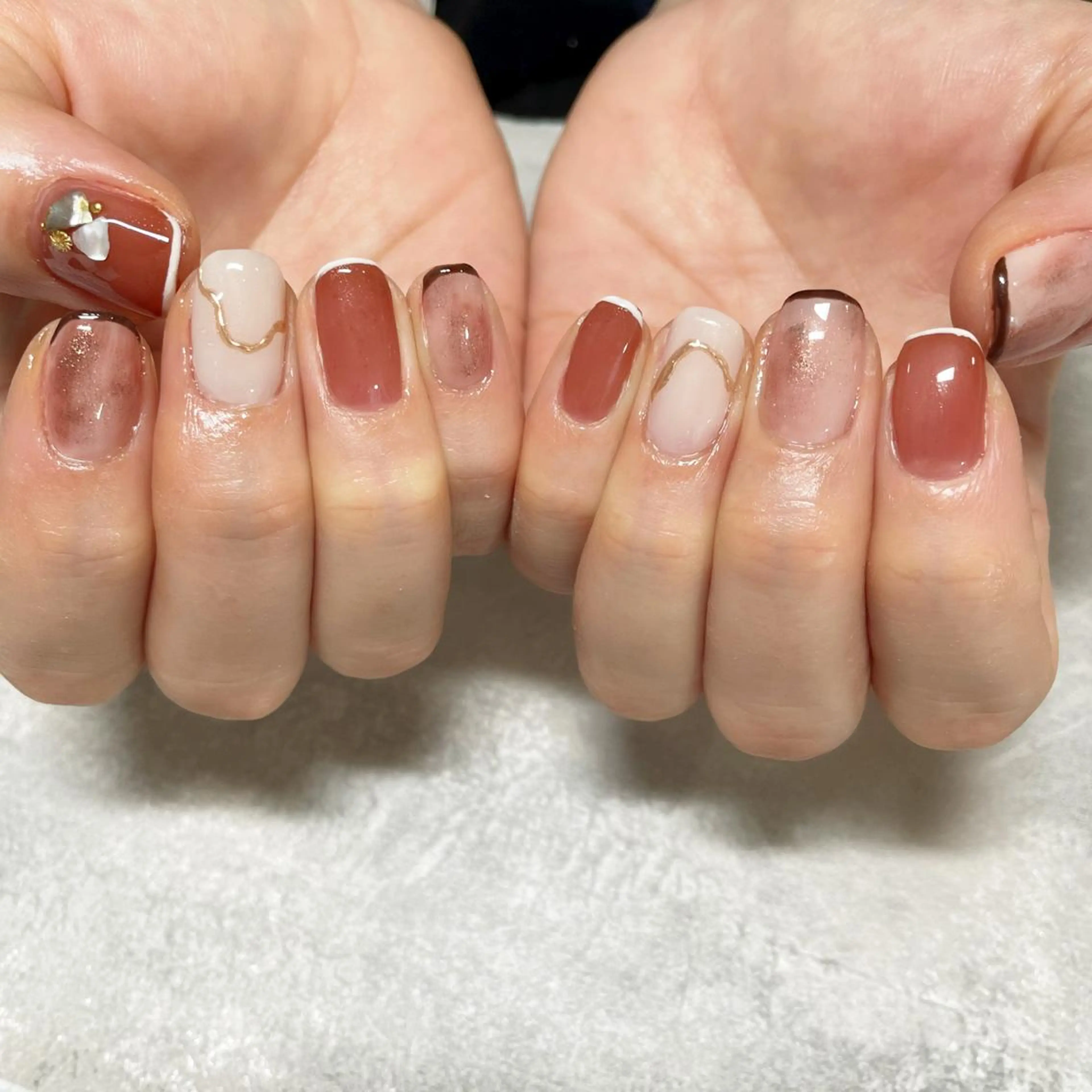 ネイル フレンチネイル ハンドネイル ilo所属・舟橋 恭子のネイルデザイン