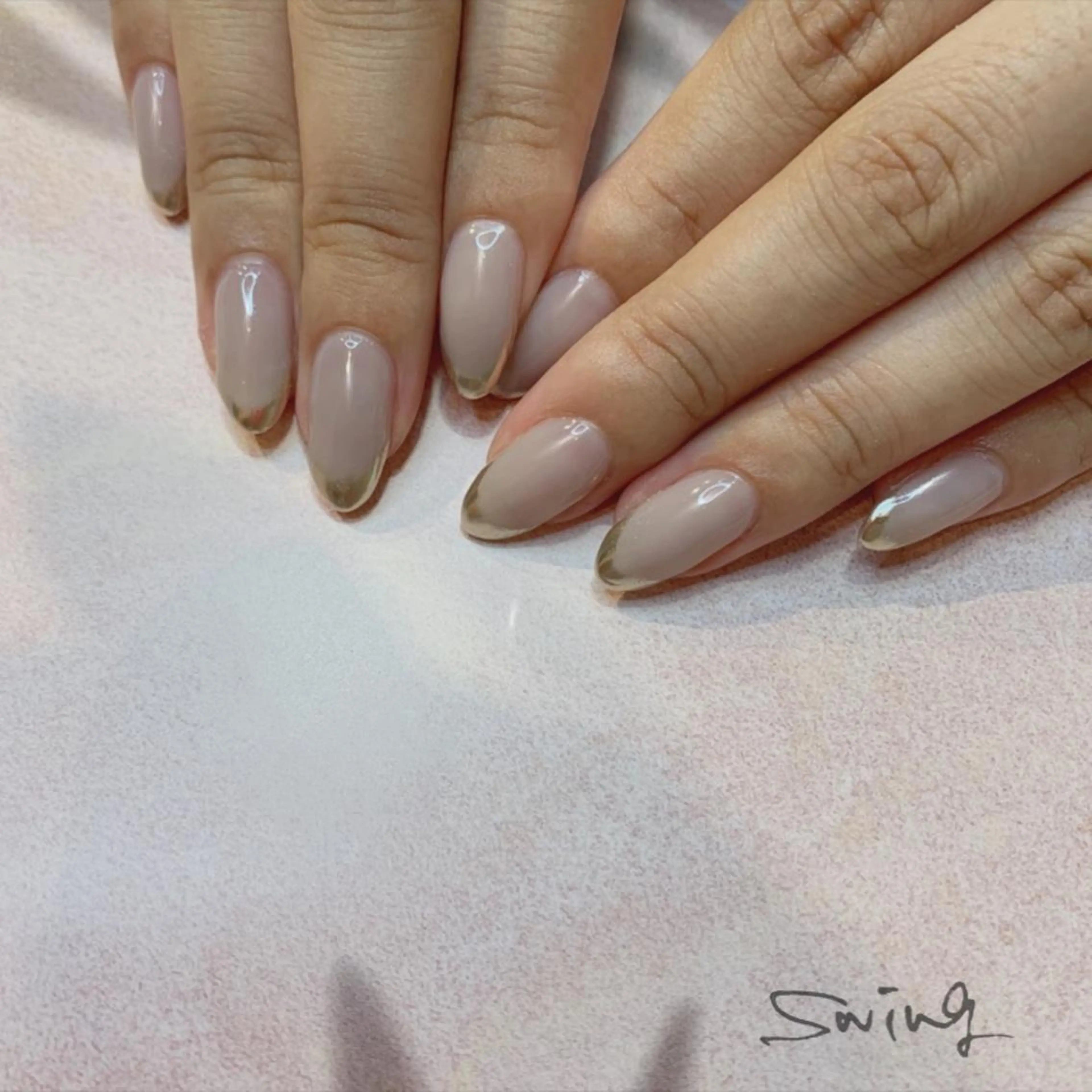 ネイル ミラーネイル SWING Nail Salon所属・Yoshida Takakoのネイルデザイン