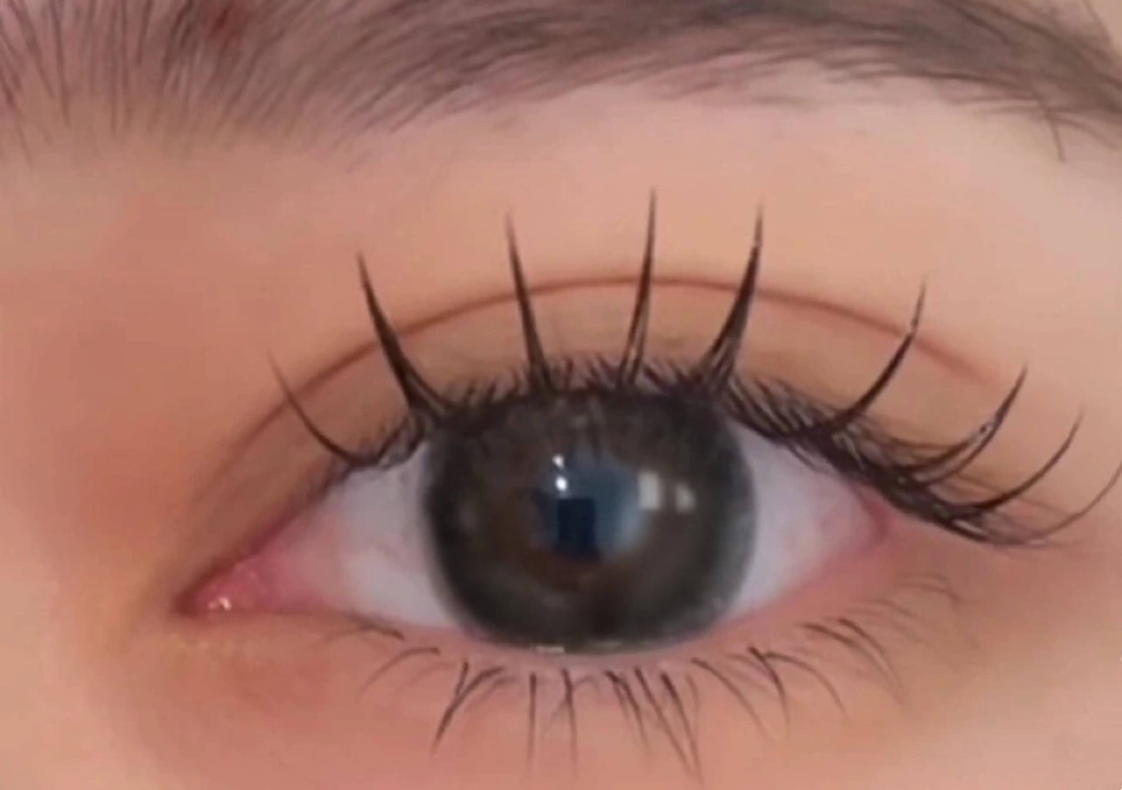 マツエク・マツパ フラットラッシュ マツエク 神崎💗 EMA beautyのマツエク・マツパデザイン