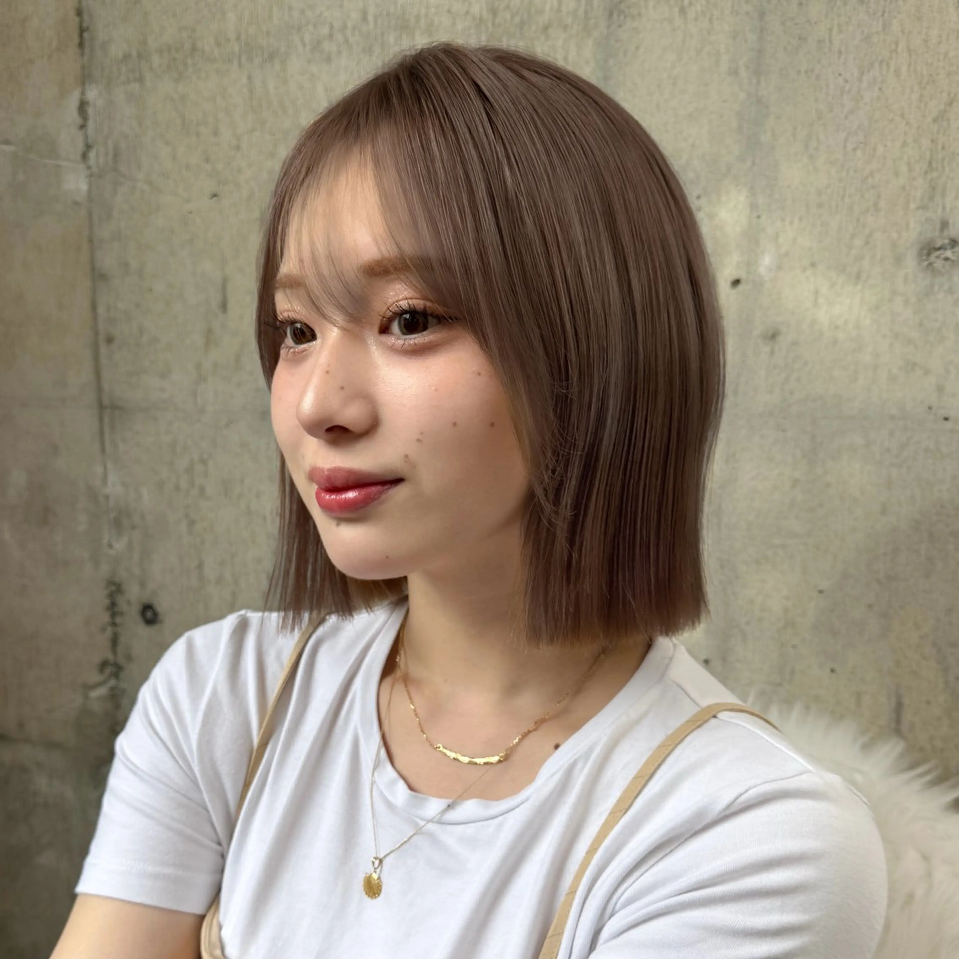 ・《ミニモ学割》‬‪‪  ☺︎‬‪‪U22 学生の方限定メニュー👌🏻 ̖́-︎学割カット＋透明感ダブルカラー🌟の写真