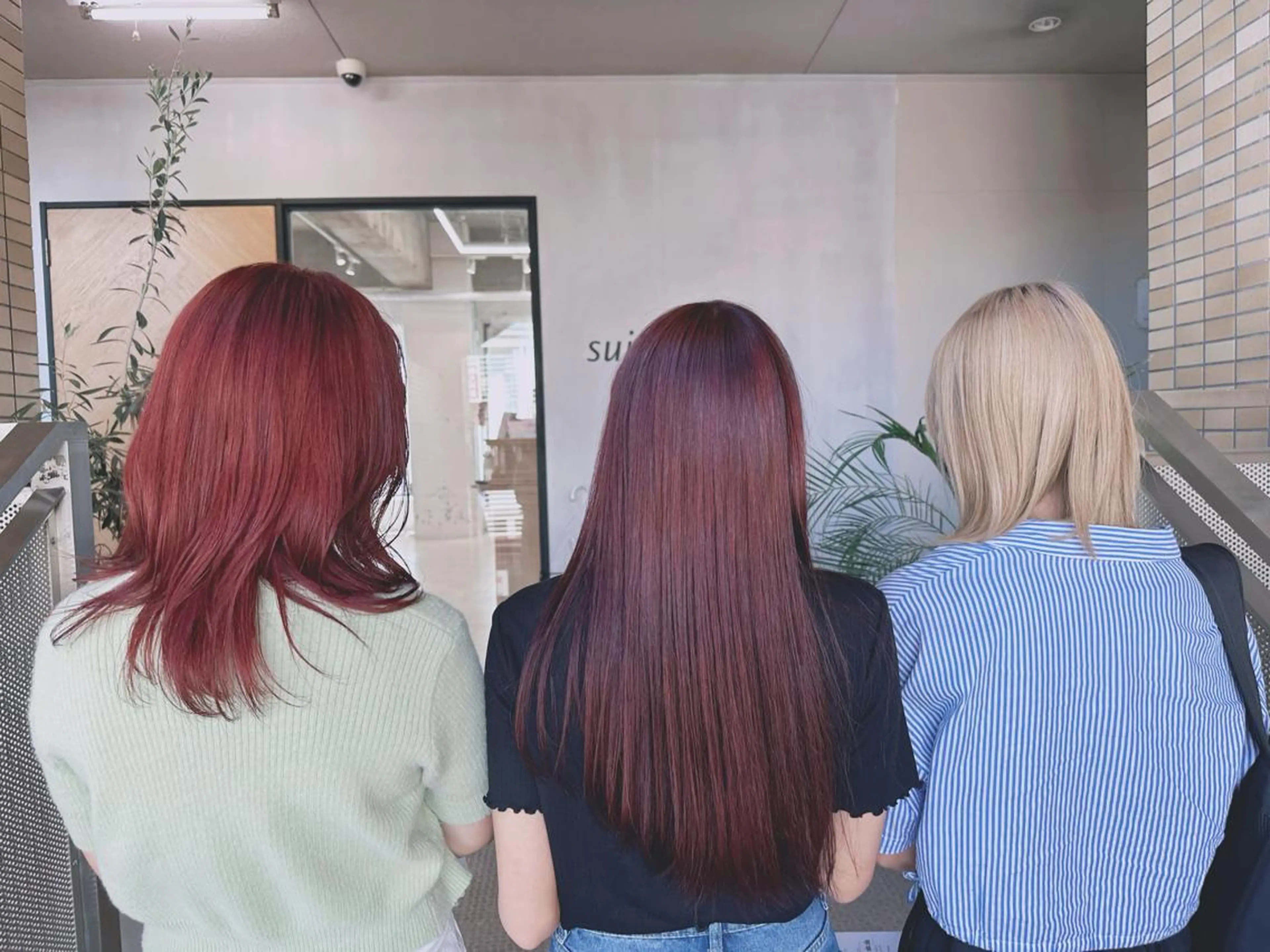 ロング カラー ヒラ マツのヘアスタイル