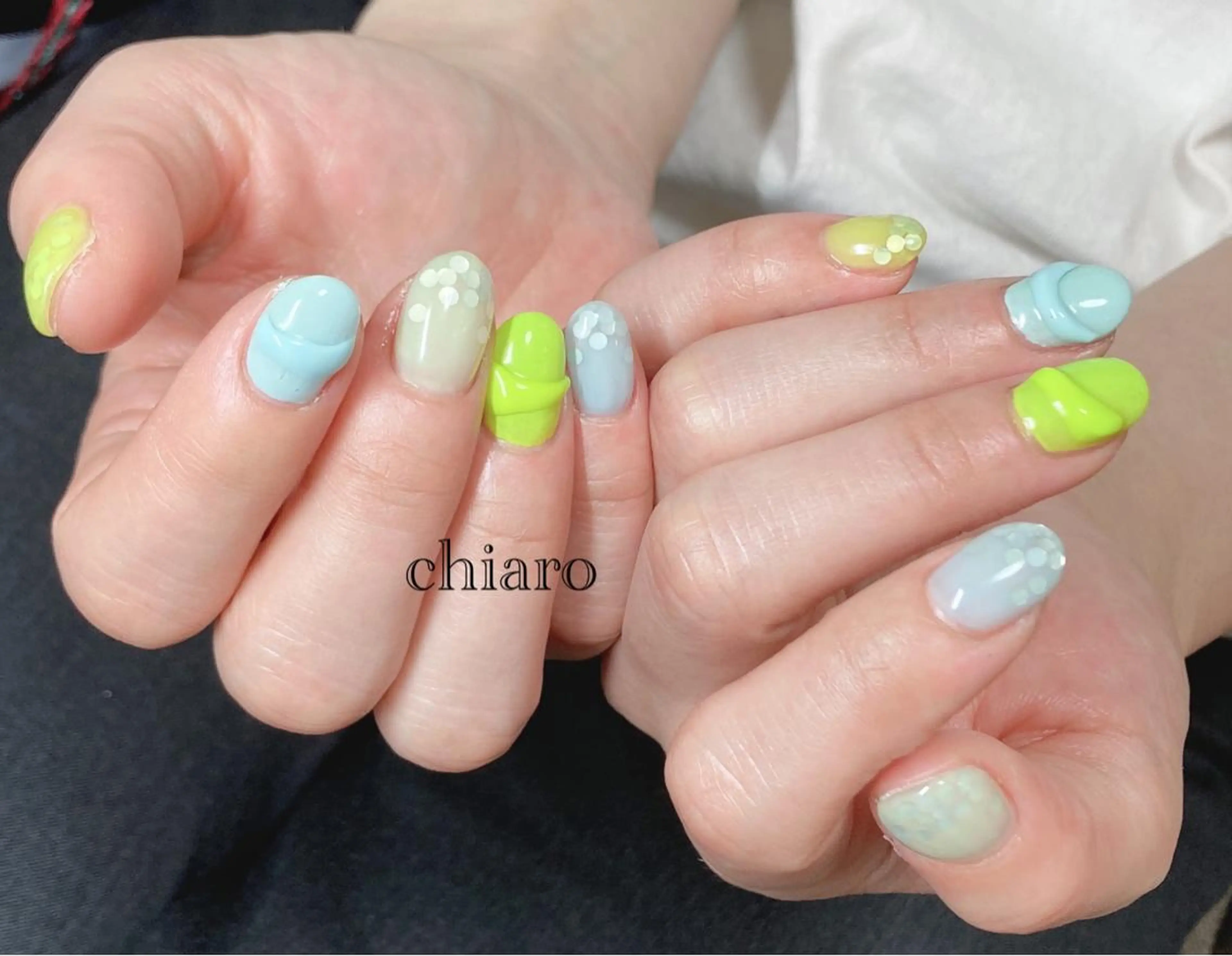 ネイル 神崎 千秋のネイルデザイン