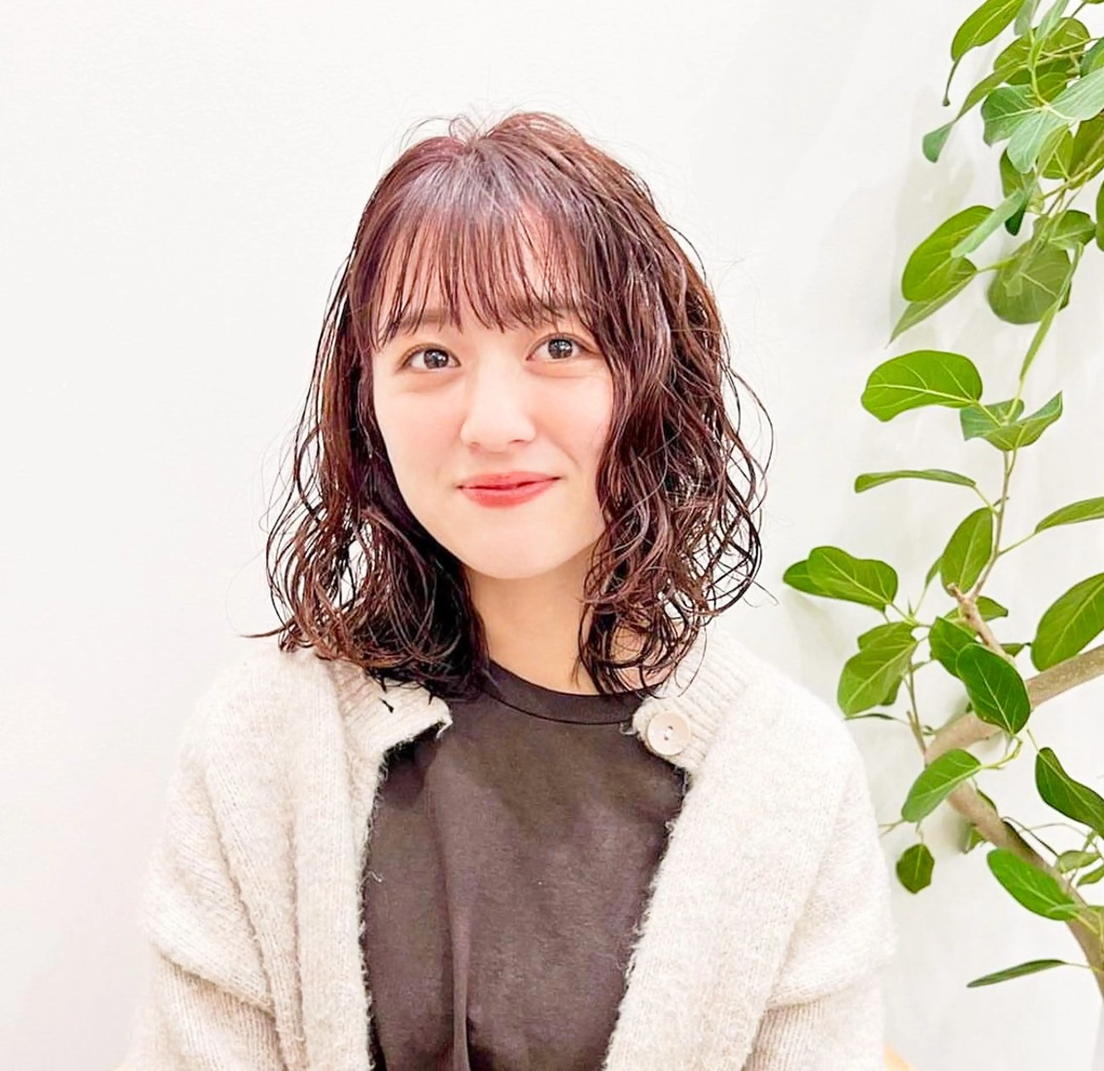 ミディアム パーマ ミディアムパーマ 似合わせカット🫧 /パーマRINAのヘアスタイル