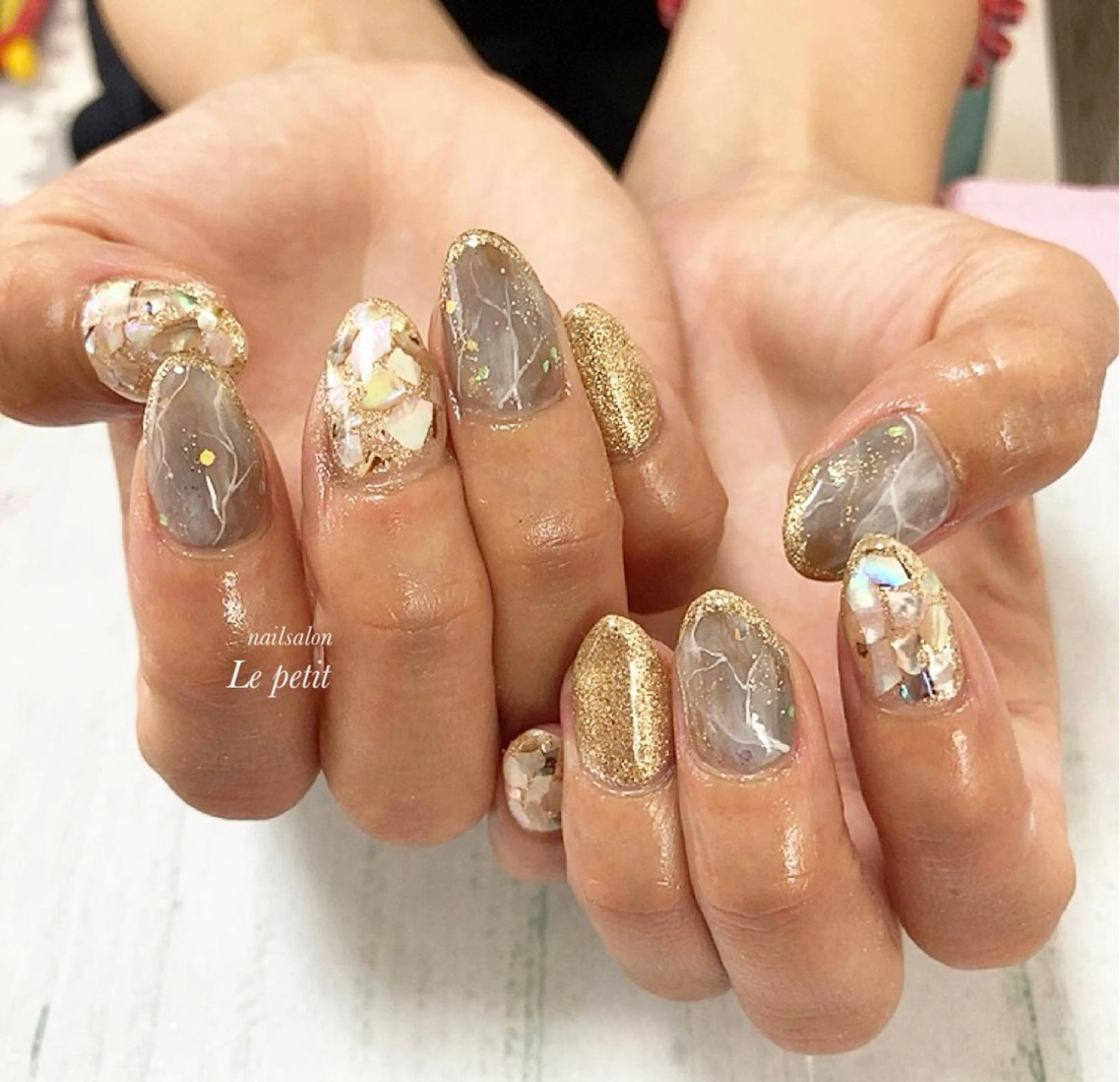 ネイル 石野 広佳のネイルデザイン