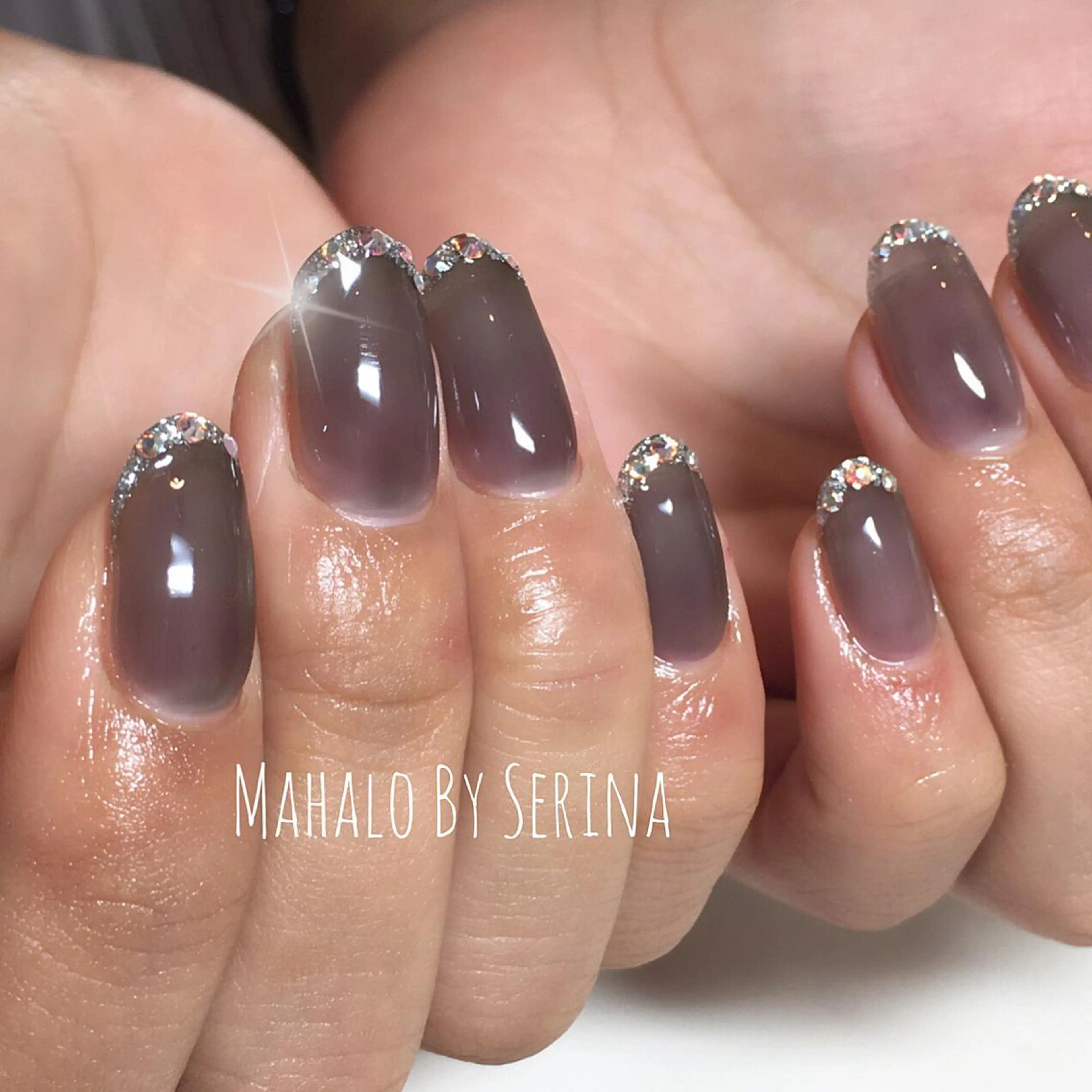 ミディアム ネイル SUNNY BAE. SERINAのネイルデザイン