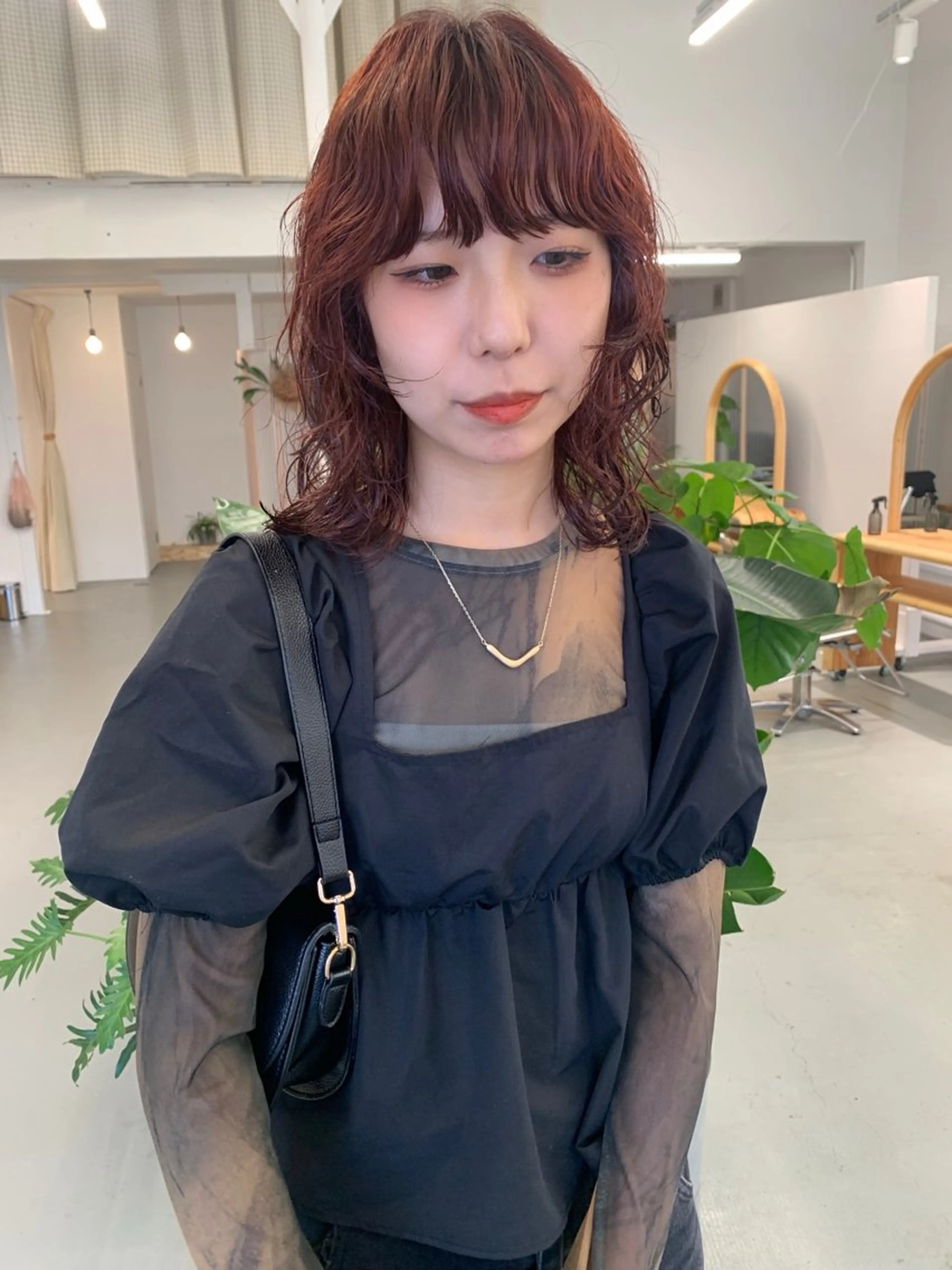 ミディアム ミディアムパーマ レイヤーカット HI所属・髙橋 涼香のヘアスタイル