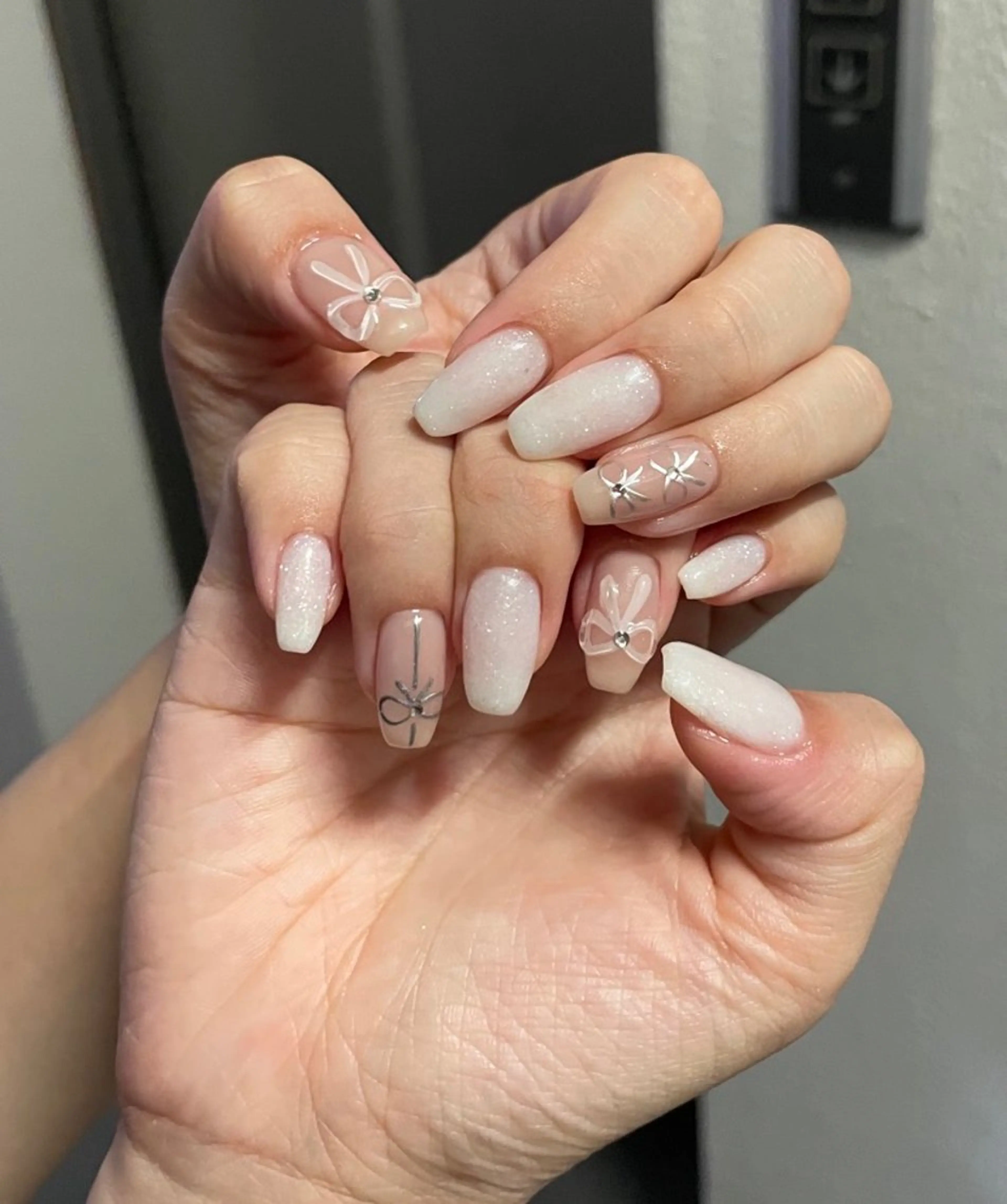 ネイル ハンドネイル ハンドケア 🍑 momo_nailのネイルデザイン