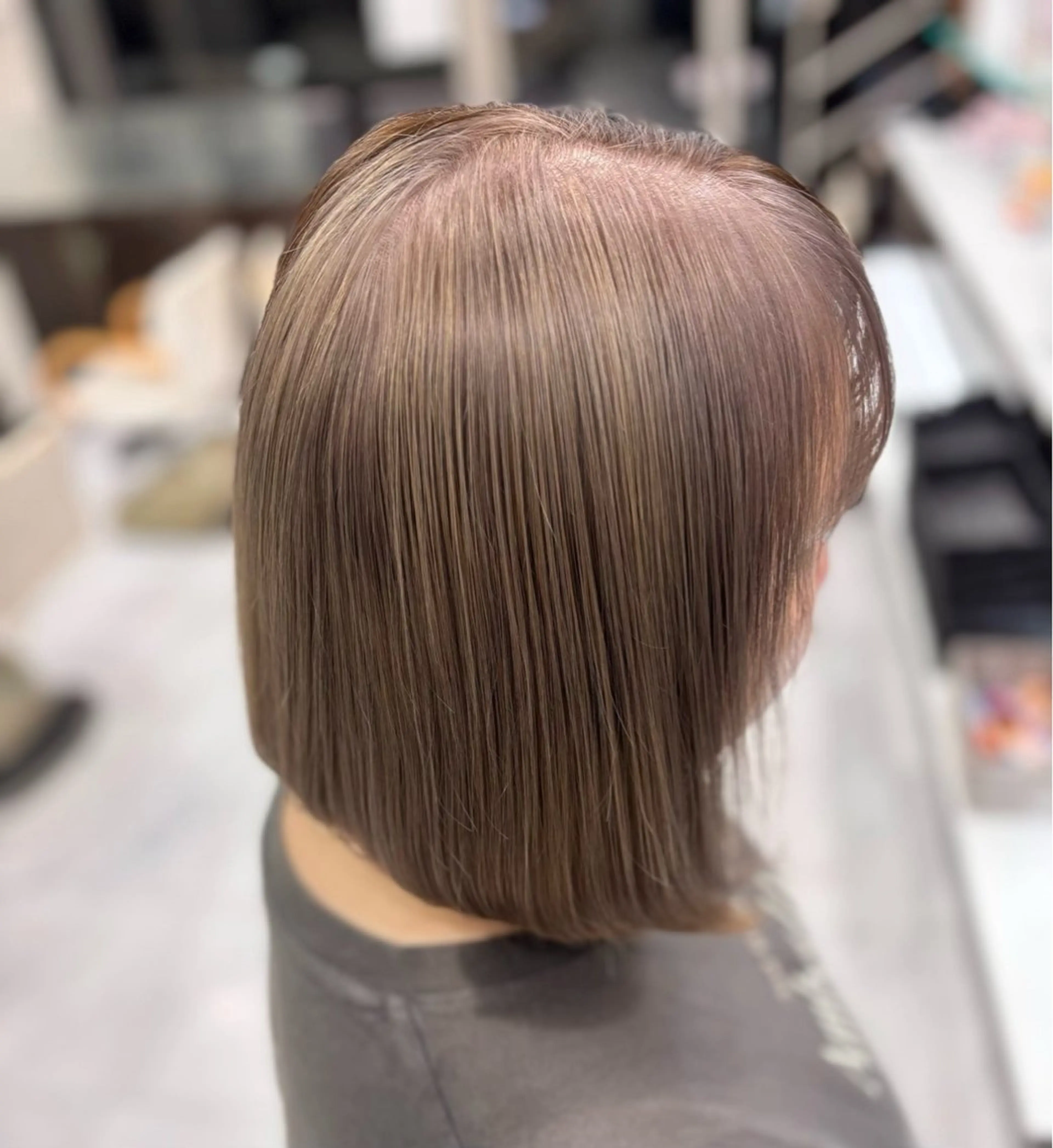 ショート カラー ベージュカラー ミルクティーベージュ ‪🔆‬ハイトーン ‪🔆‬AYAKAのヘアスタイル