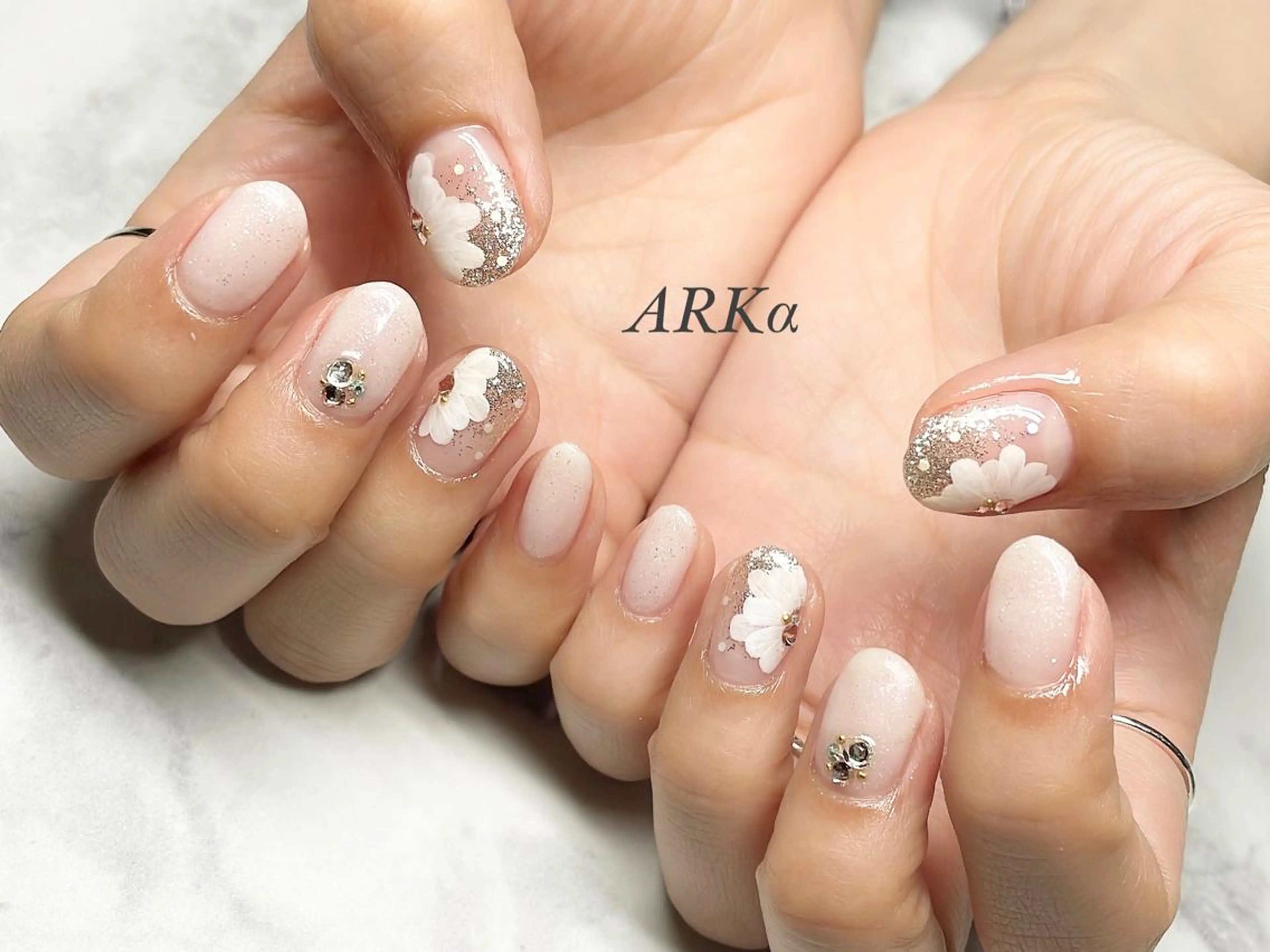 ネイル アートネイル フラワーネイル ハンドネイル ARKα Nishiのネイルデザイン
