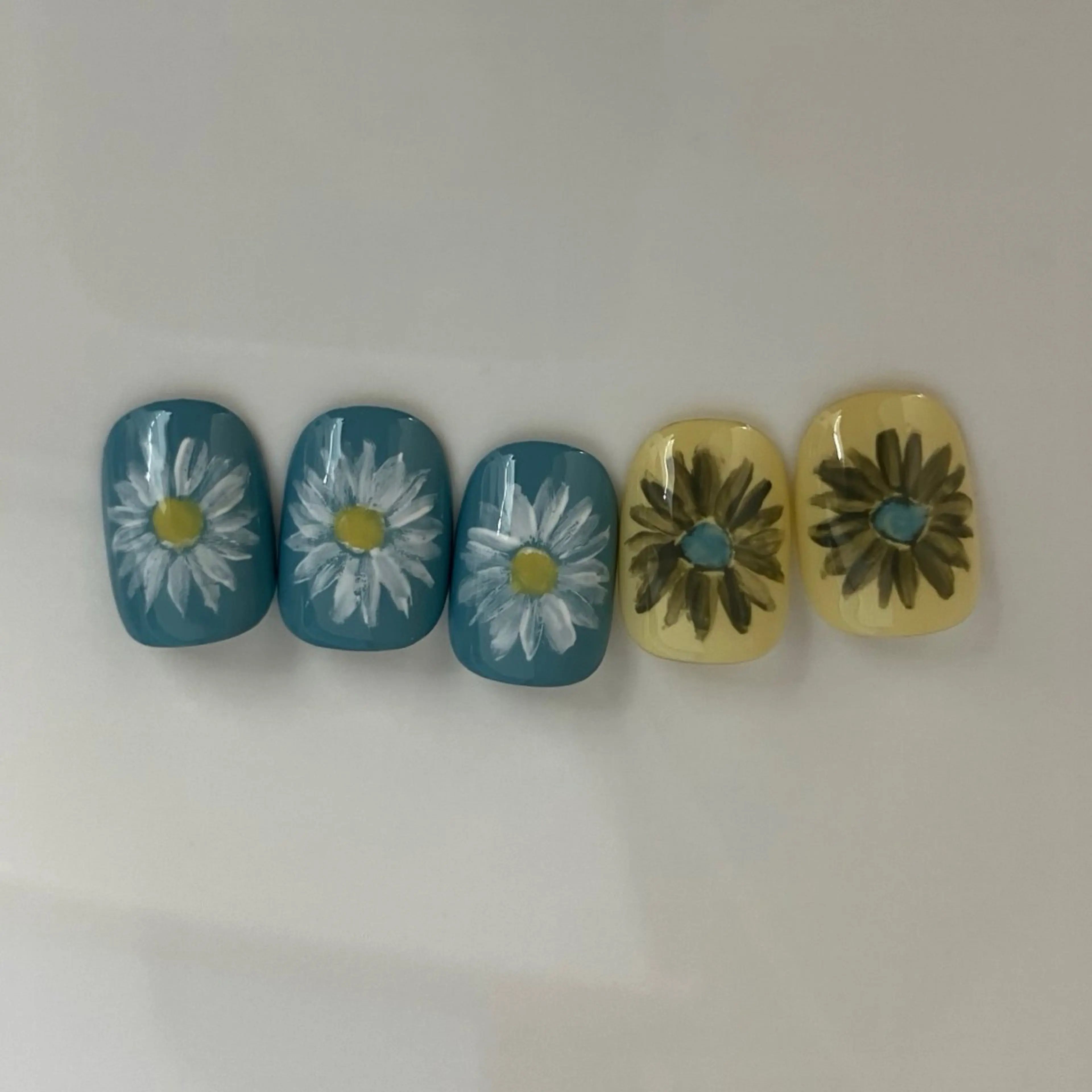 ネイル salon de pipi.okazaki所属・ｋａｏ ⁎⁺˳✧༚のネイルデザイン