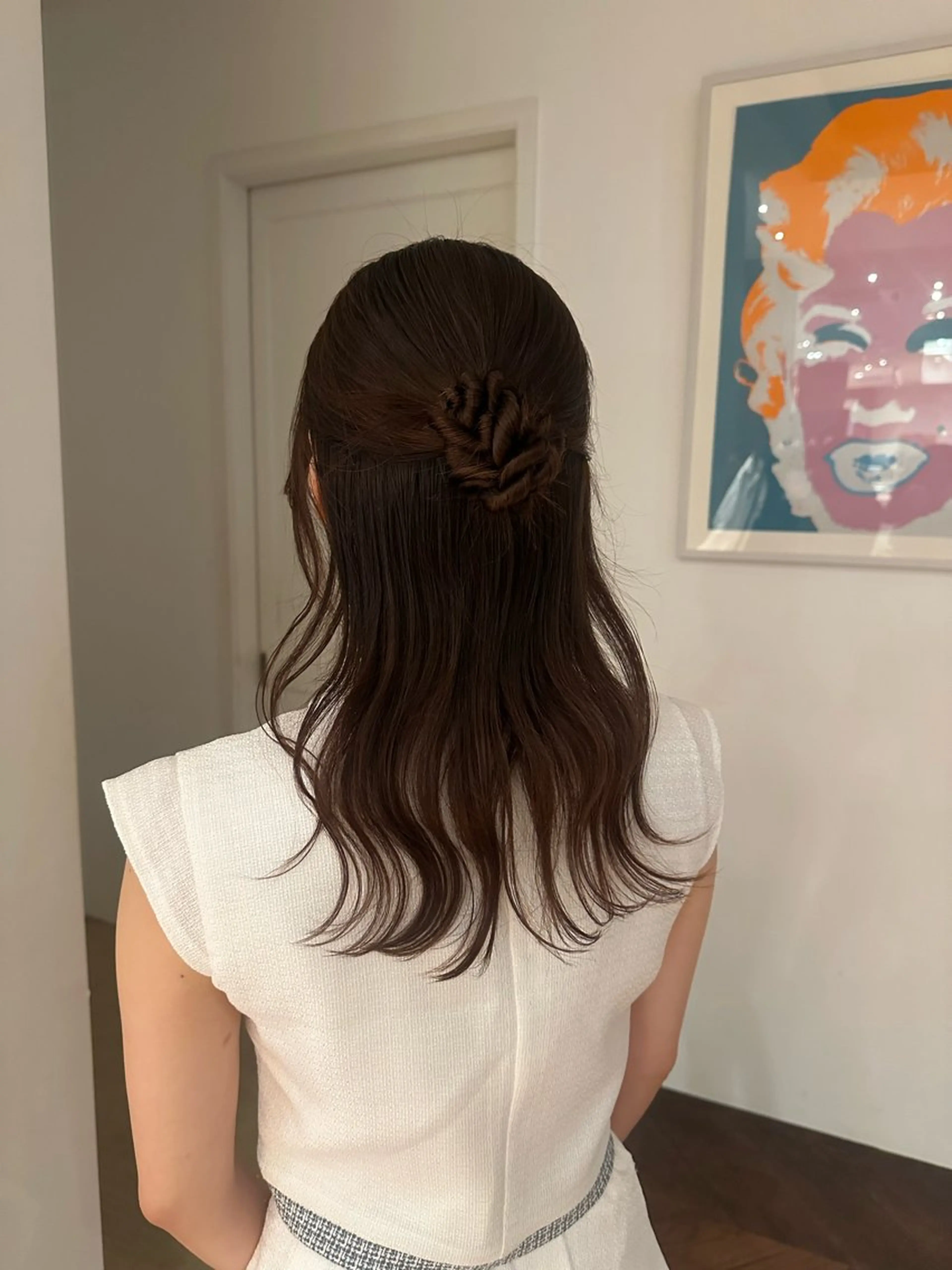 ミディアム 美 海のヘアスタイル