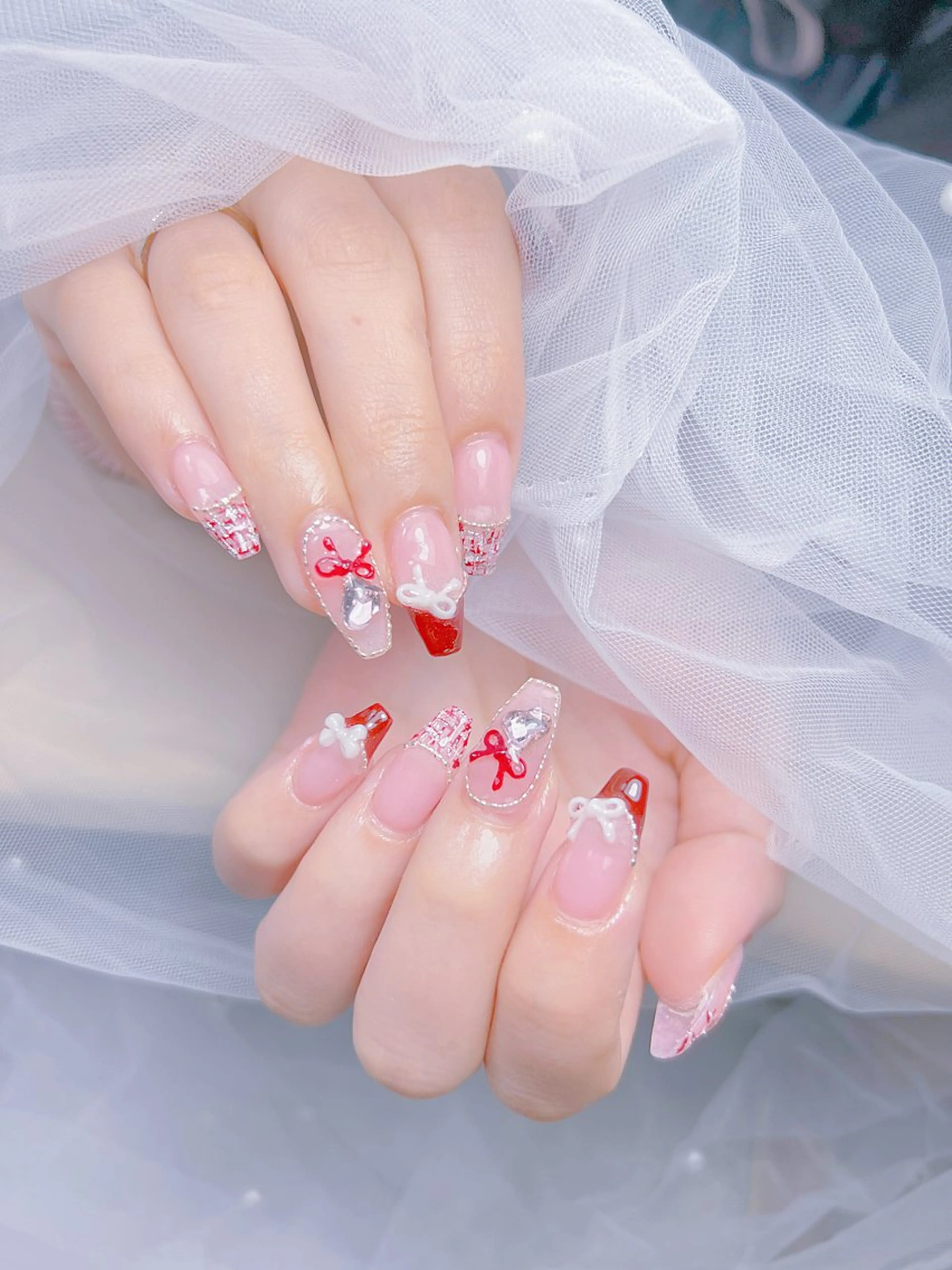 ネイル アートネイル オーロラネイル チークネイル 長さ出し フットネイル Miya_nail所属・Miya _nailのネイルデザイン