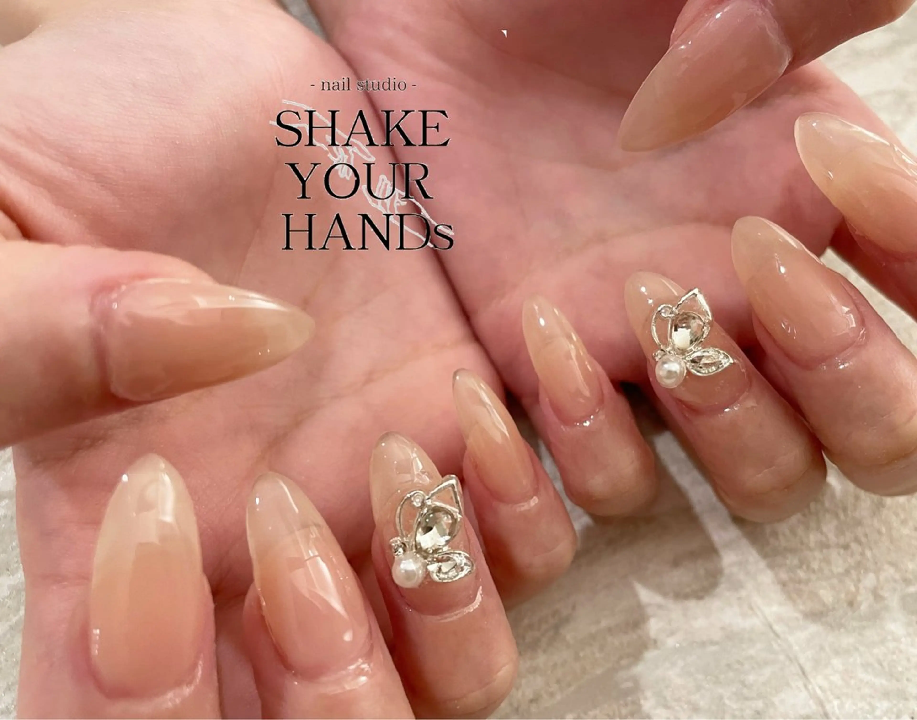 ネイル ハンドネイル ネイルスタジオ シェイクユアハンズのネイルデザイン