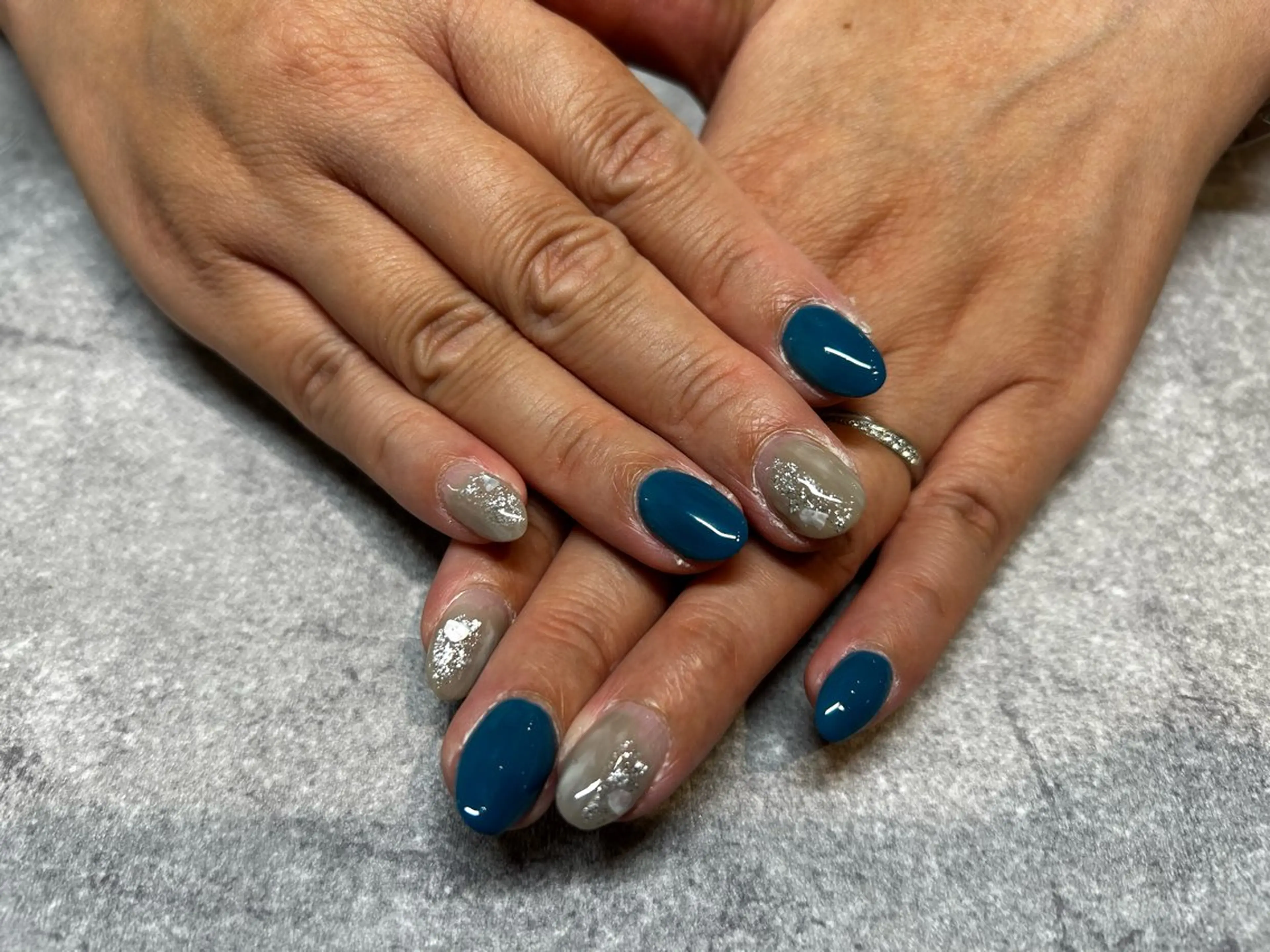 ネイル ニュアンスネイル lil shine .nail所属・中尾 葉月のネイルデザイン