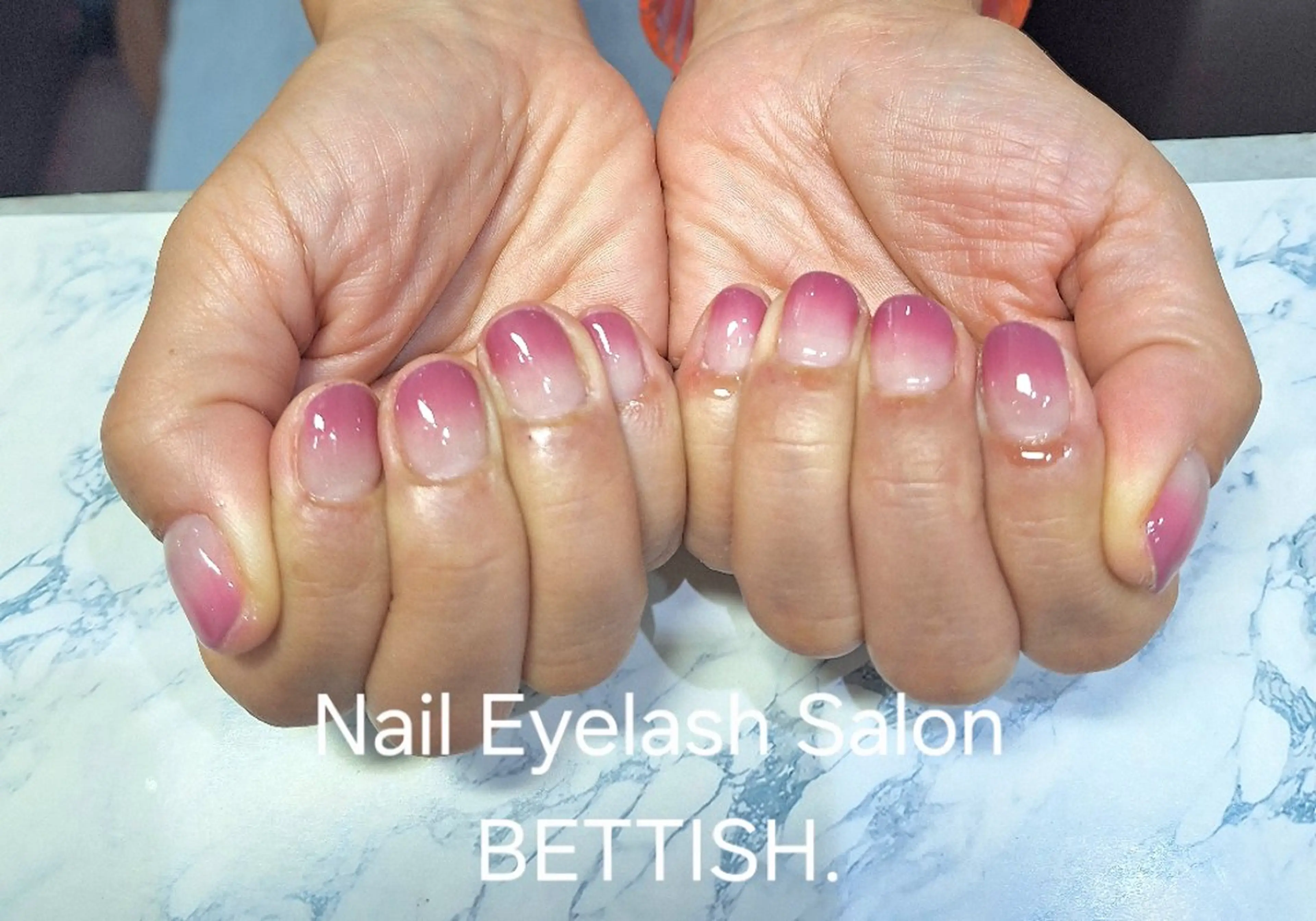 ネイル グラデーション ピンク BETTISH　 　AIRIのネイルデザイン