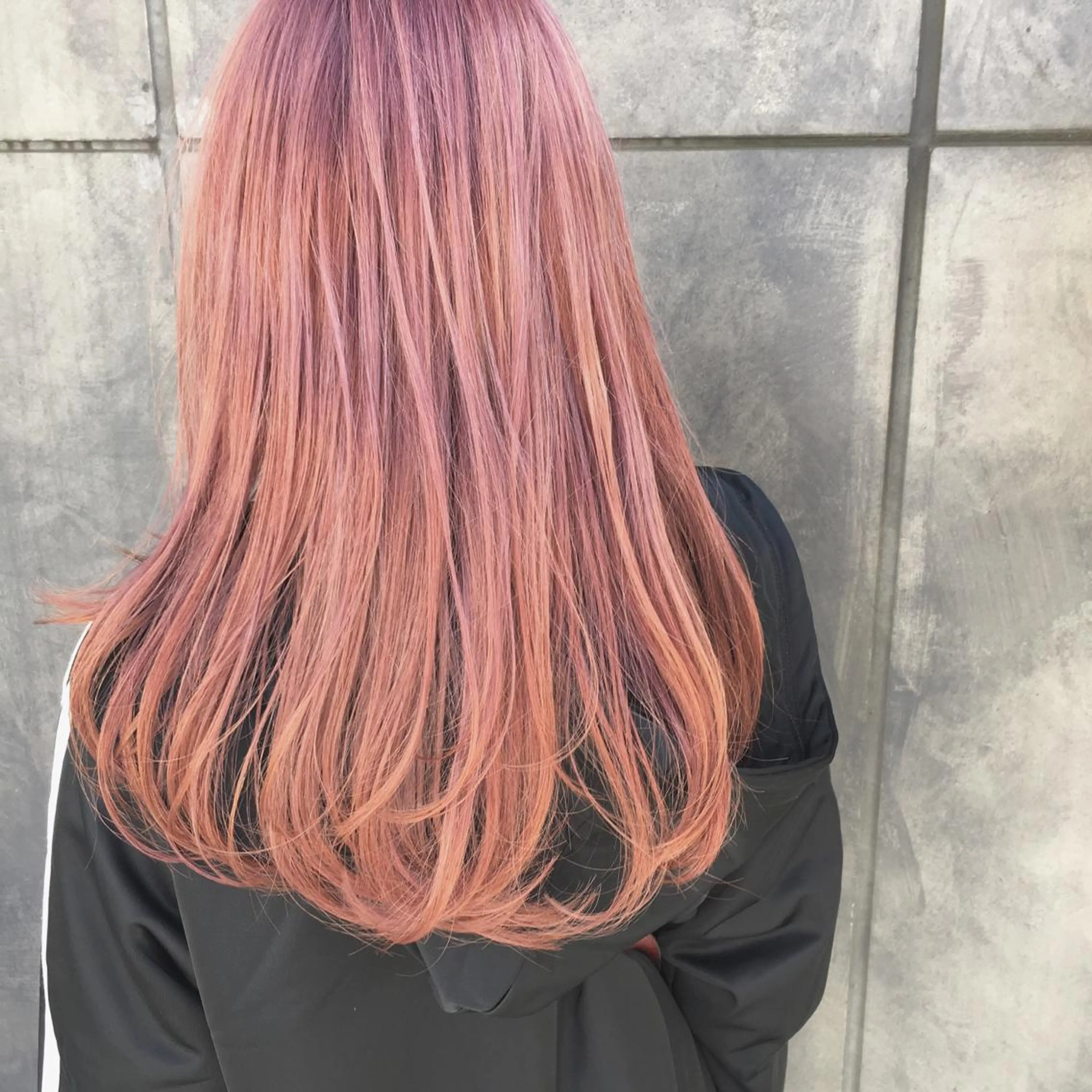 ロング カラー ベージュカラー ピンクカラー ピンクベージュ レイヤーカット BLend 渋谷のヘアスタイル