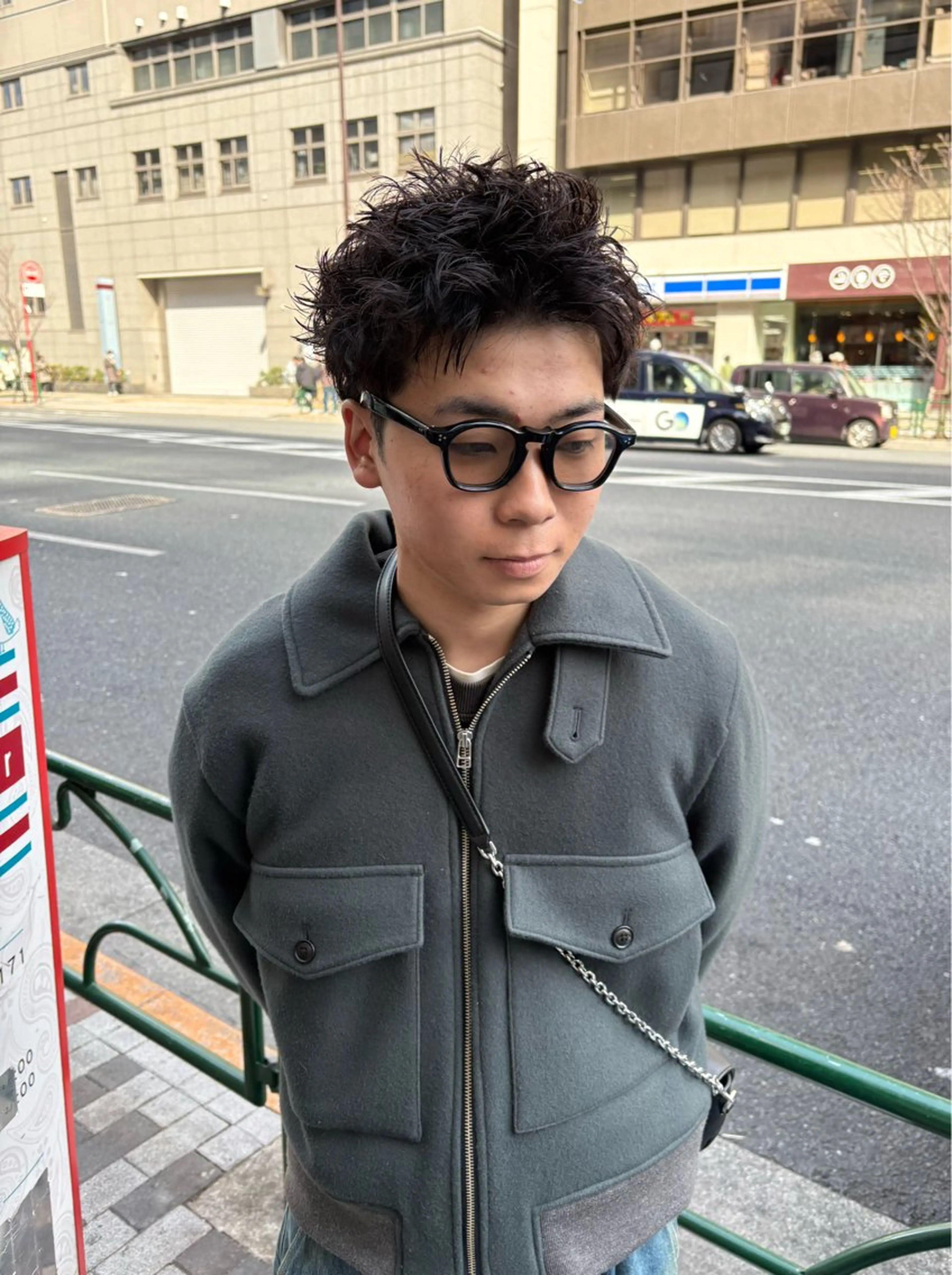 ショート パーマ メンズ メンズブリーチ フェザーパーマ メンズハイライト メンズインナーカラー メンズパーマ カット パーマ トリートメント charme所属・💈メンズカット ✂︎伊藤大輝💈のヘアスタイル