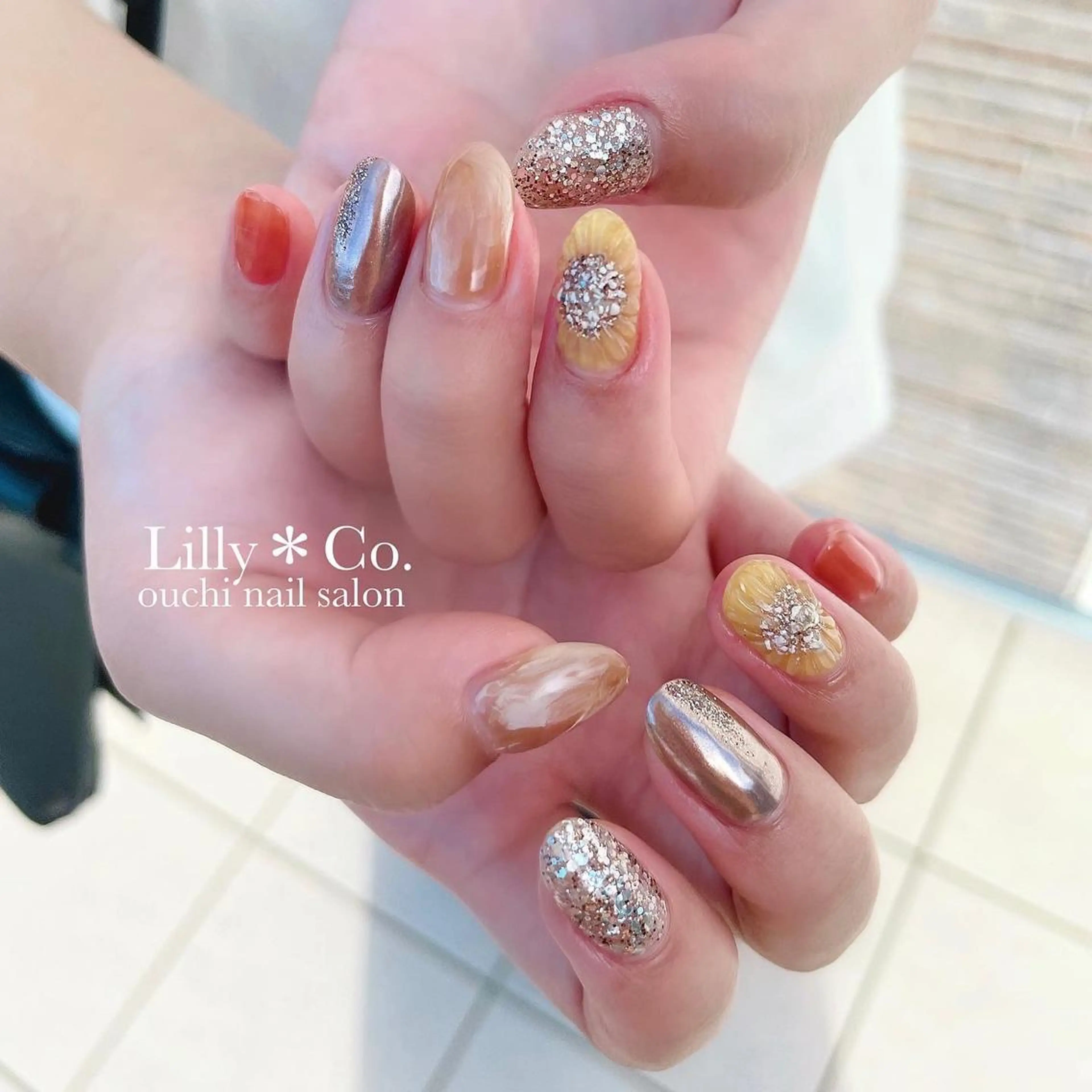 ネイル ハンドネイル ハンドケア Lilly Co.のネイルデザイン