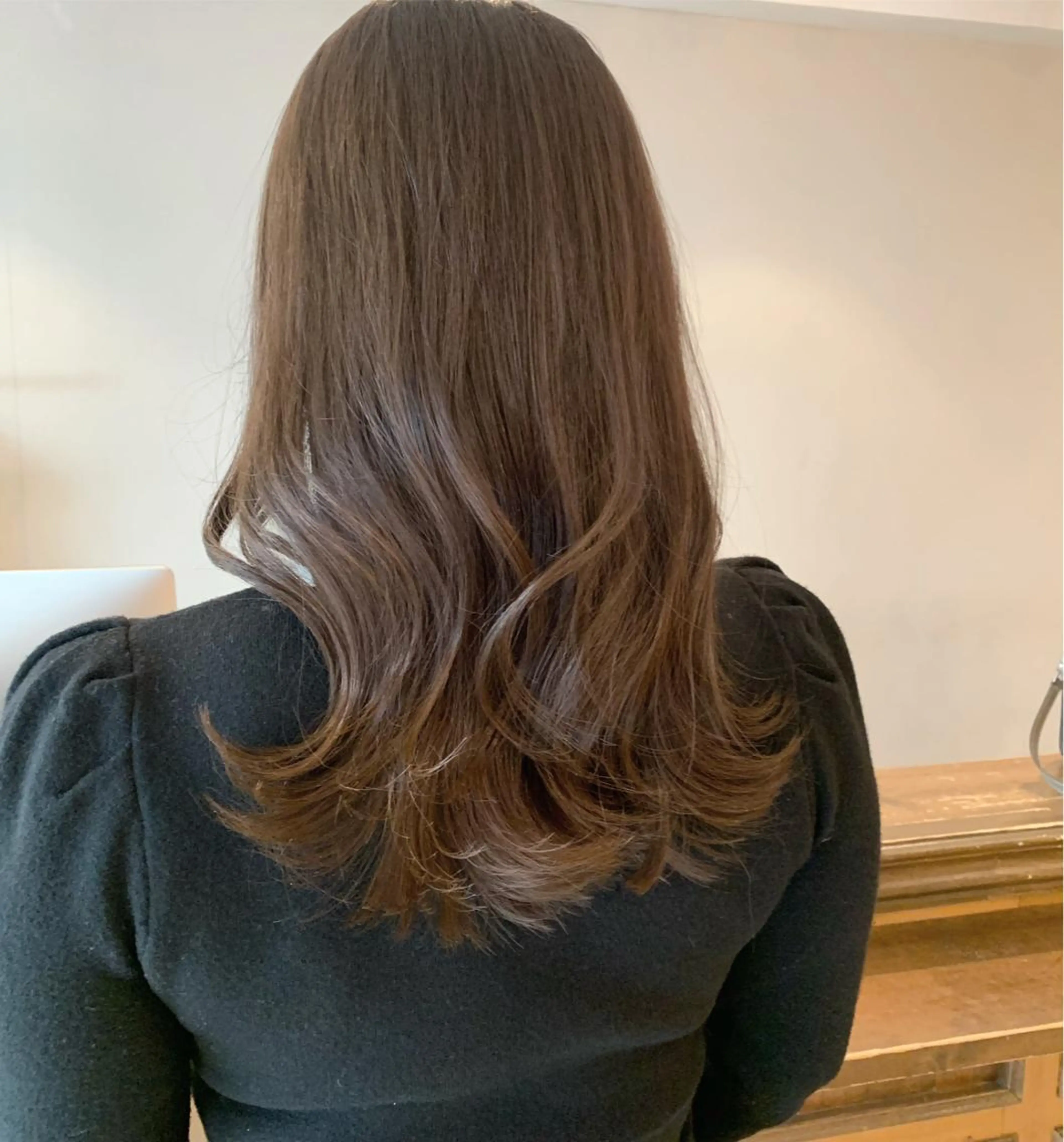 ロング カラー 透明感/オリーブ/ グレージュ/YUKAのヘアスタイル