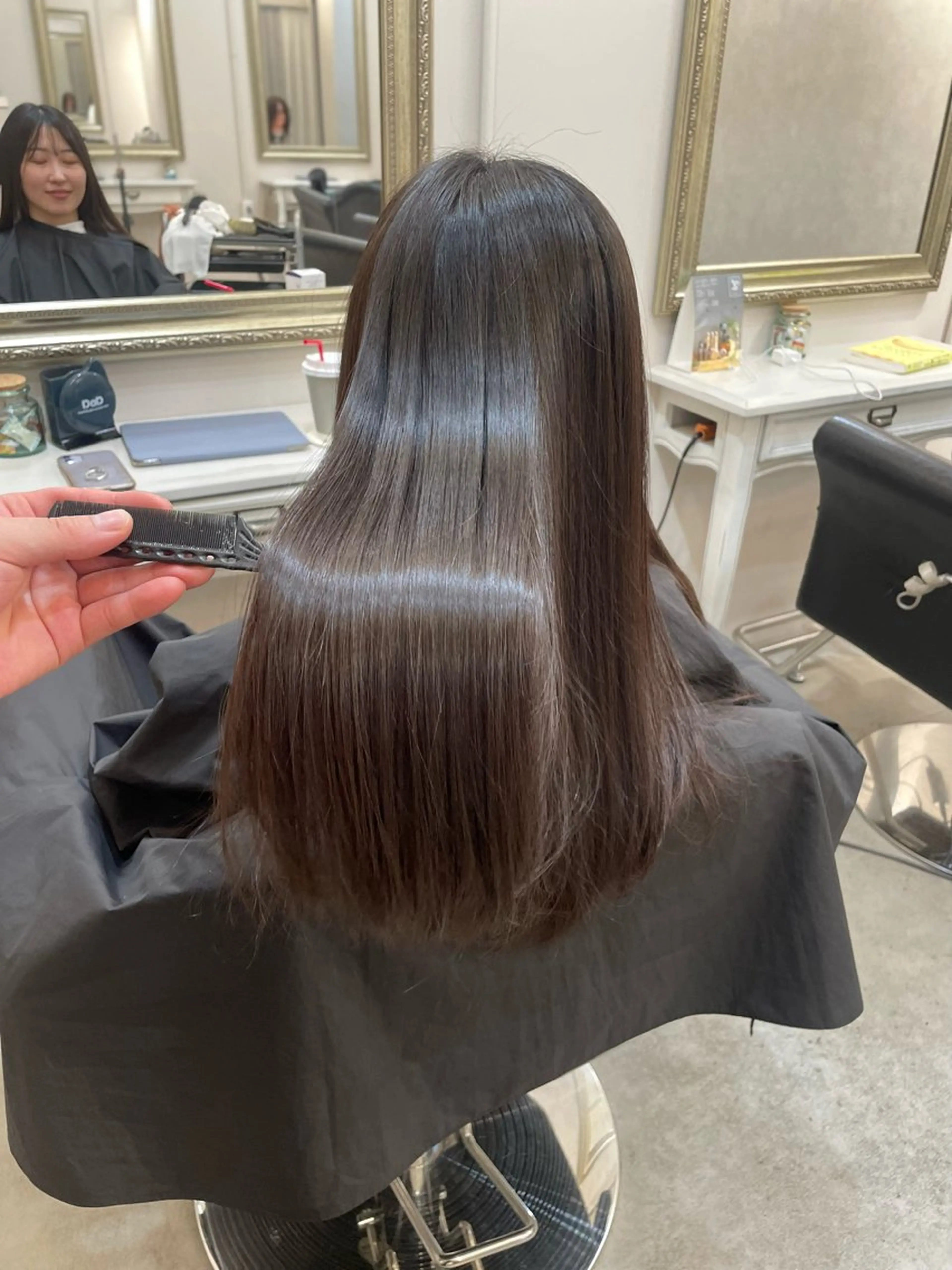 白髪ぼかし 👒堀江・ヨンスクのヘアスタイル