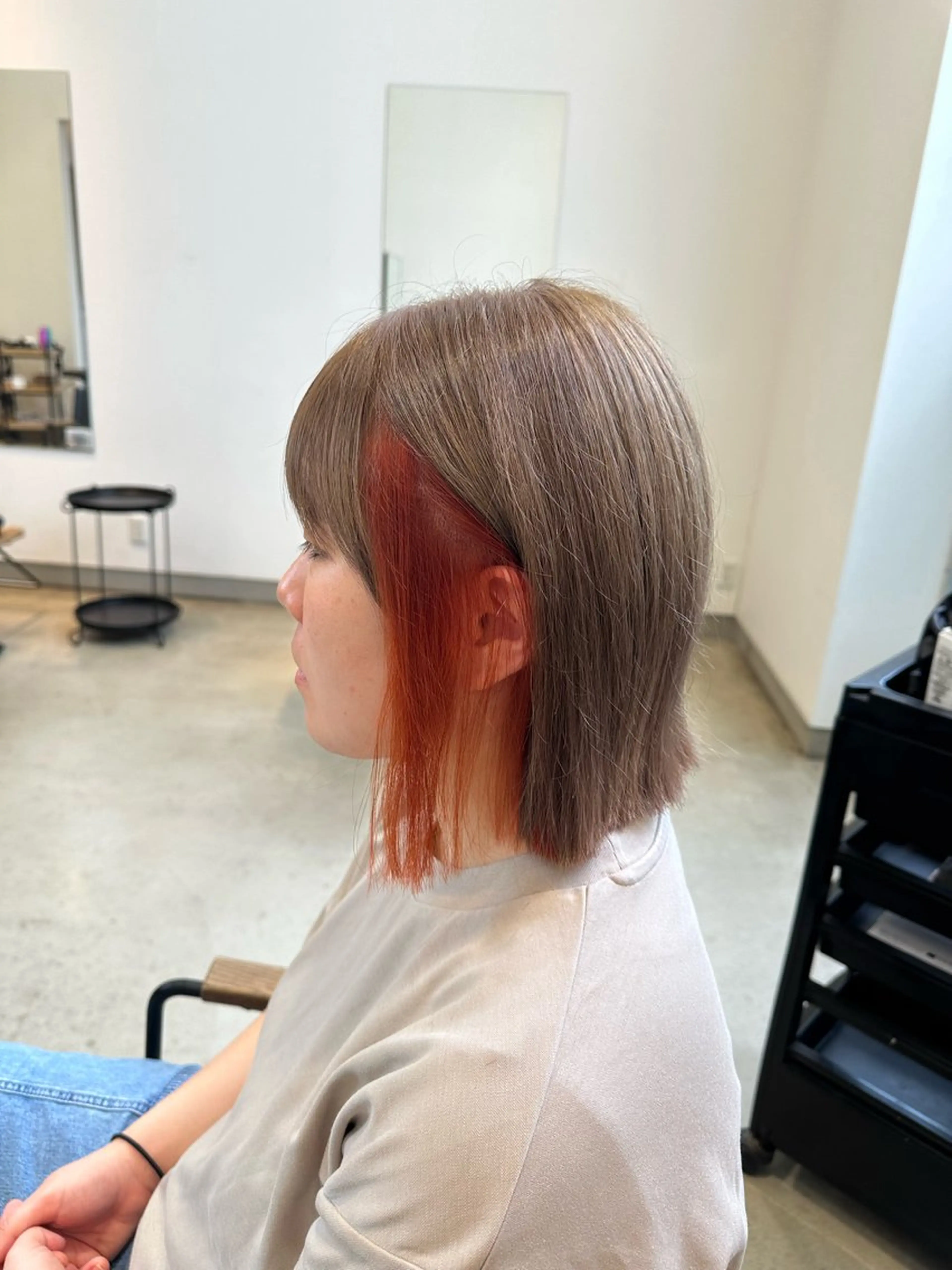 ショート カラー オレンジ カット ヘアカラー トリートメント 茂木 理紗のヘアスタイル