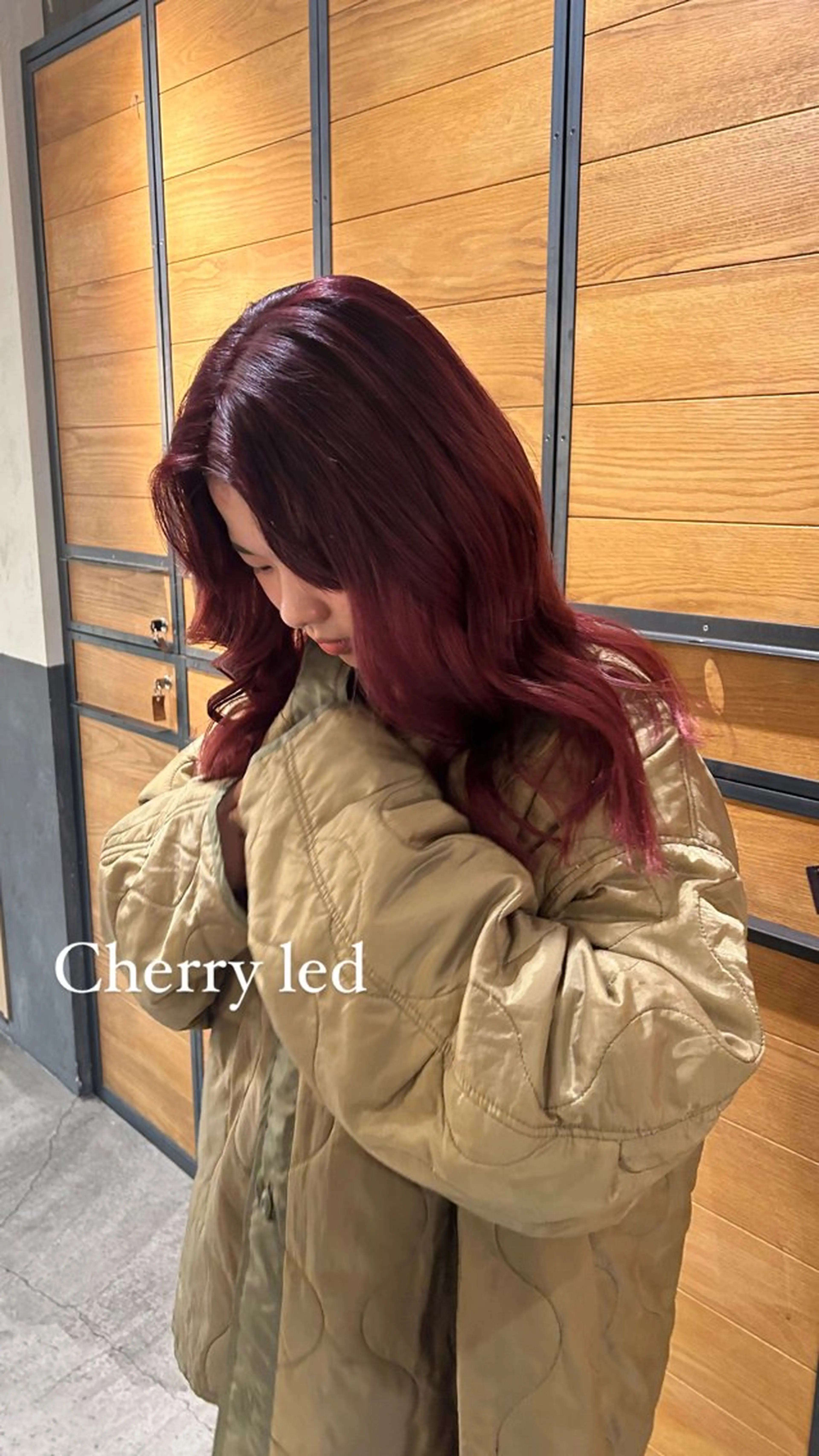 ロング カラー ブリーチ レッドカラー ヘアカラー keen 立川のヘアスタイル