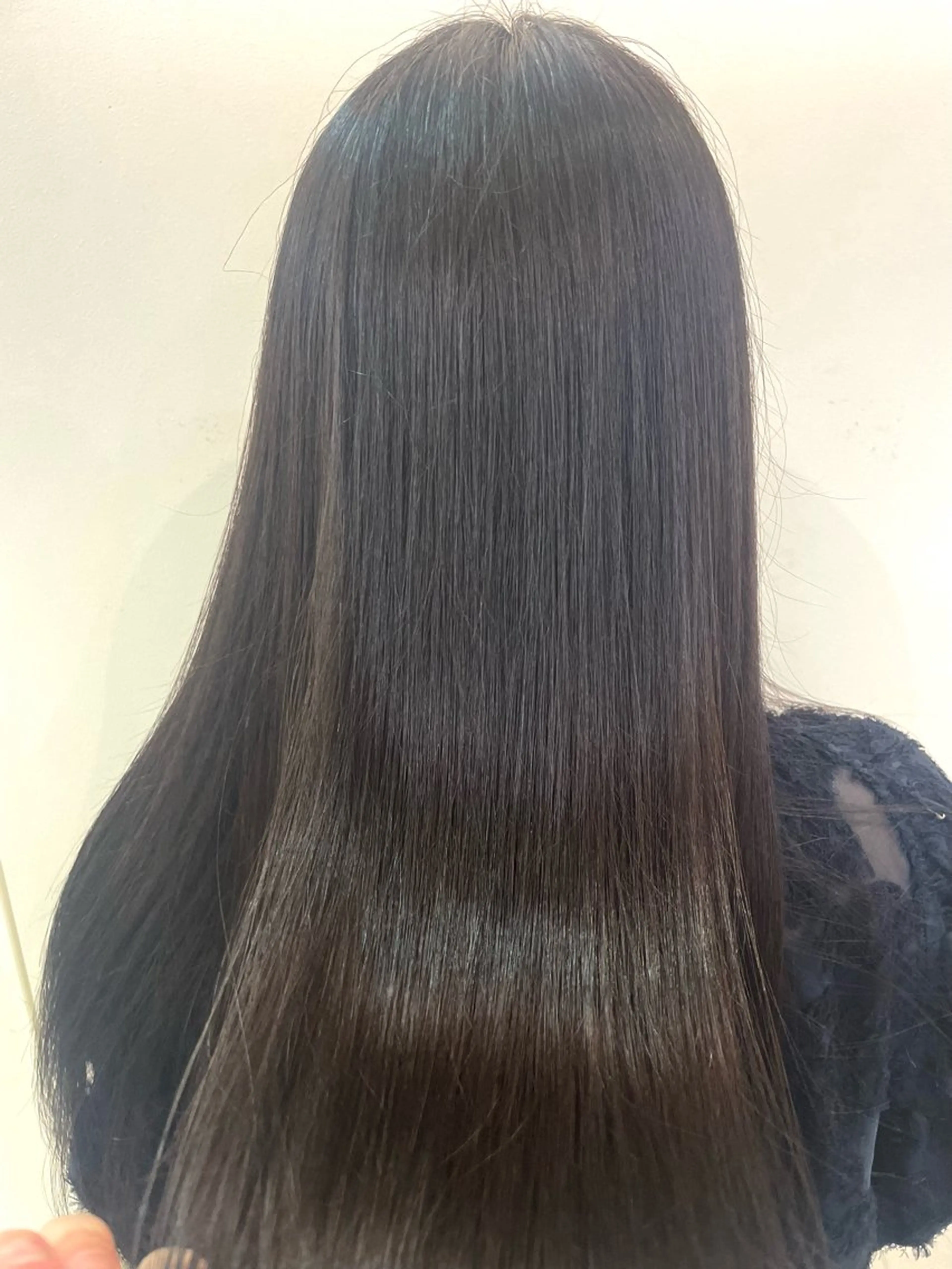 ロング カラー AMRITA omotesando所属・艶ｶﾗｰ･:*個性派 ﾈｲﾙ🦋mire-のネイルデザイン