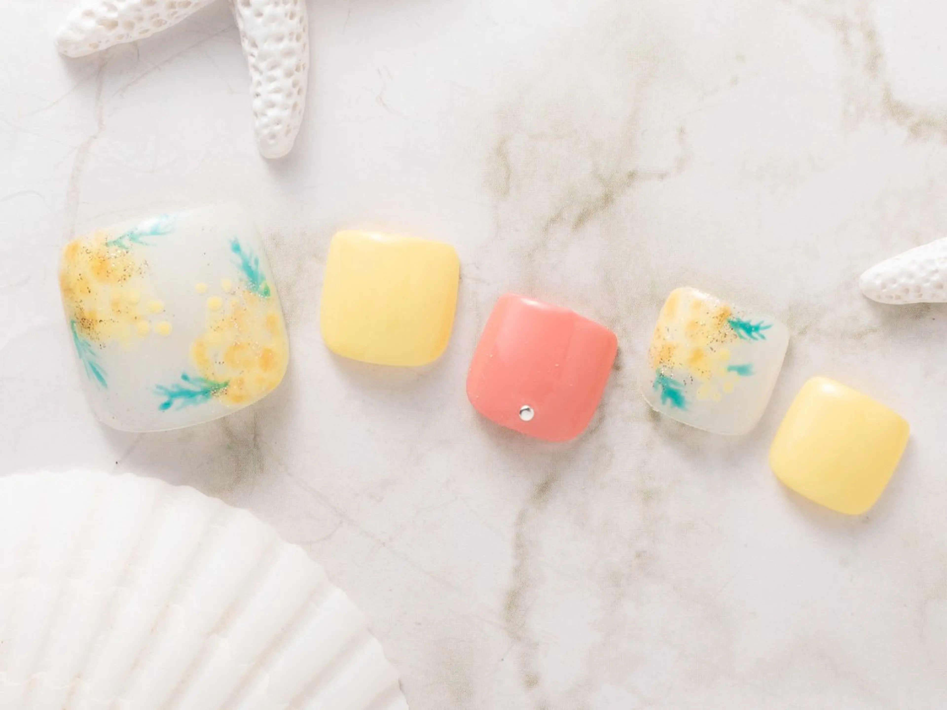 ネイル NailSalon MAHINAのネイルデザイン