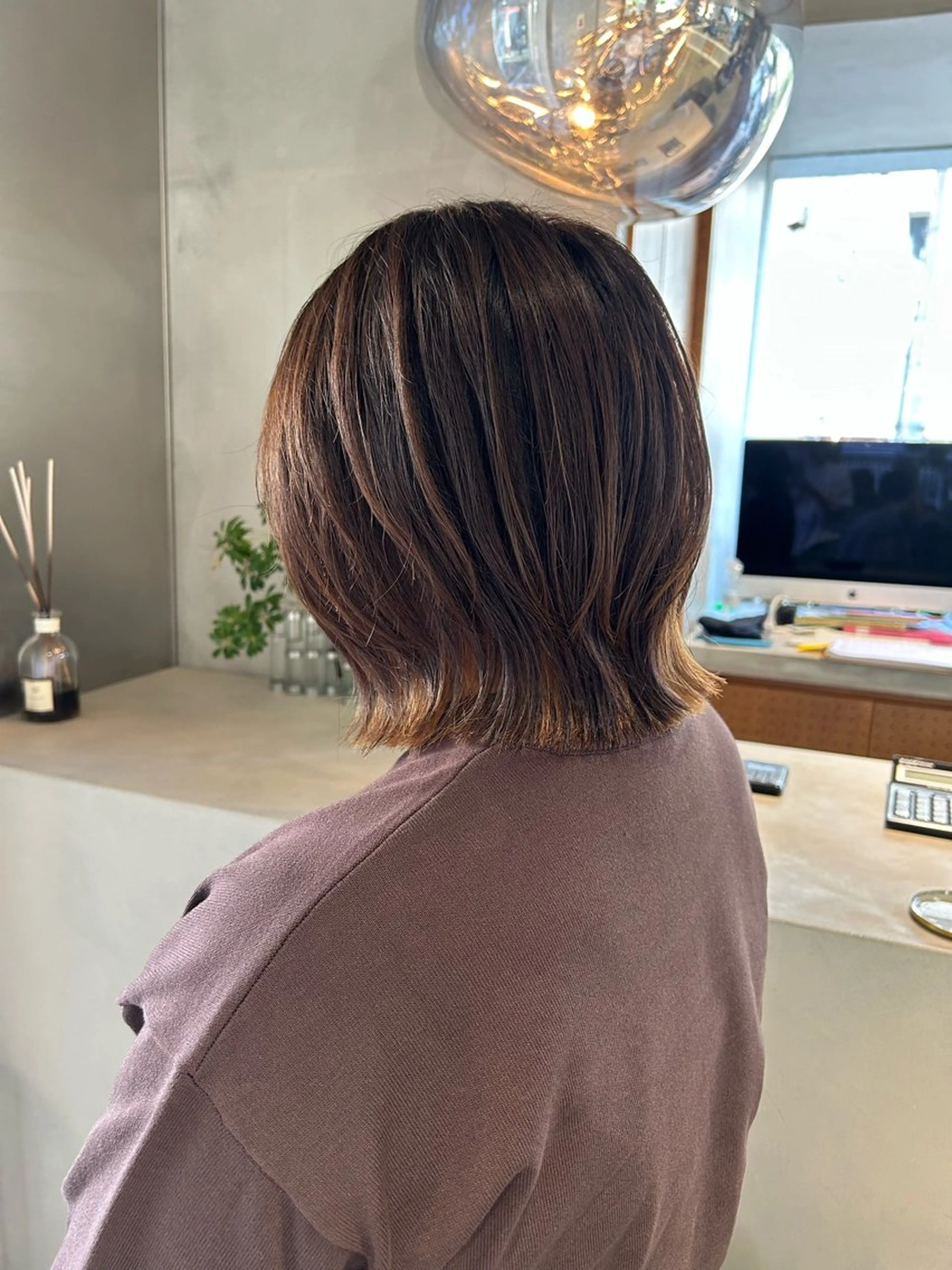 ミディアム ボブレイヤー ボブ レイヤーカット 馬場 菜乃夏のヘアスタイル