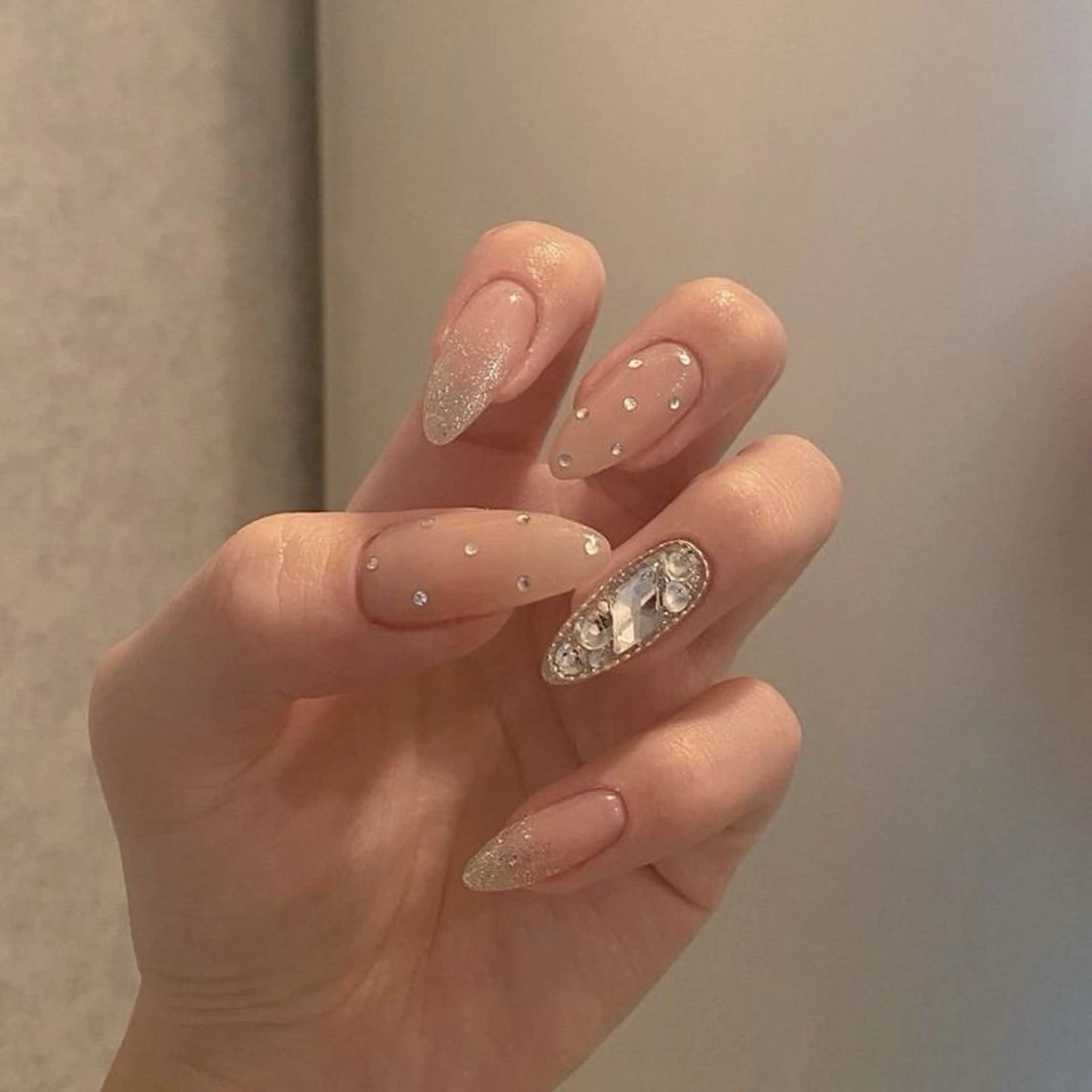 カラー グラデーションカラー ハンドネイル AIN Nailのネイルデザイン